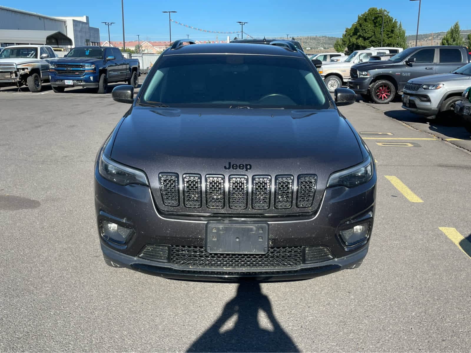 Thumbnail: 2020 Jeep Cherokee - 2