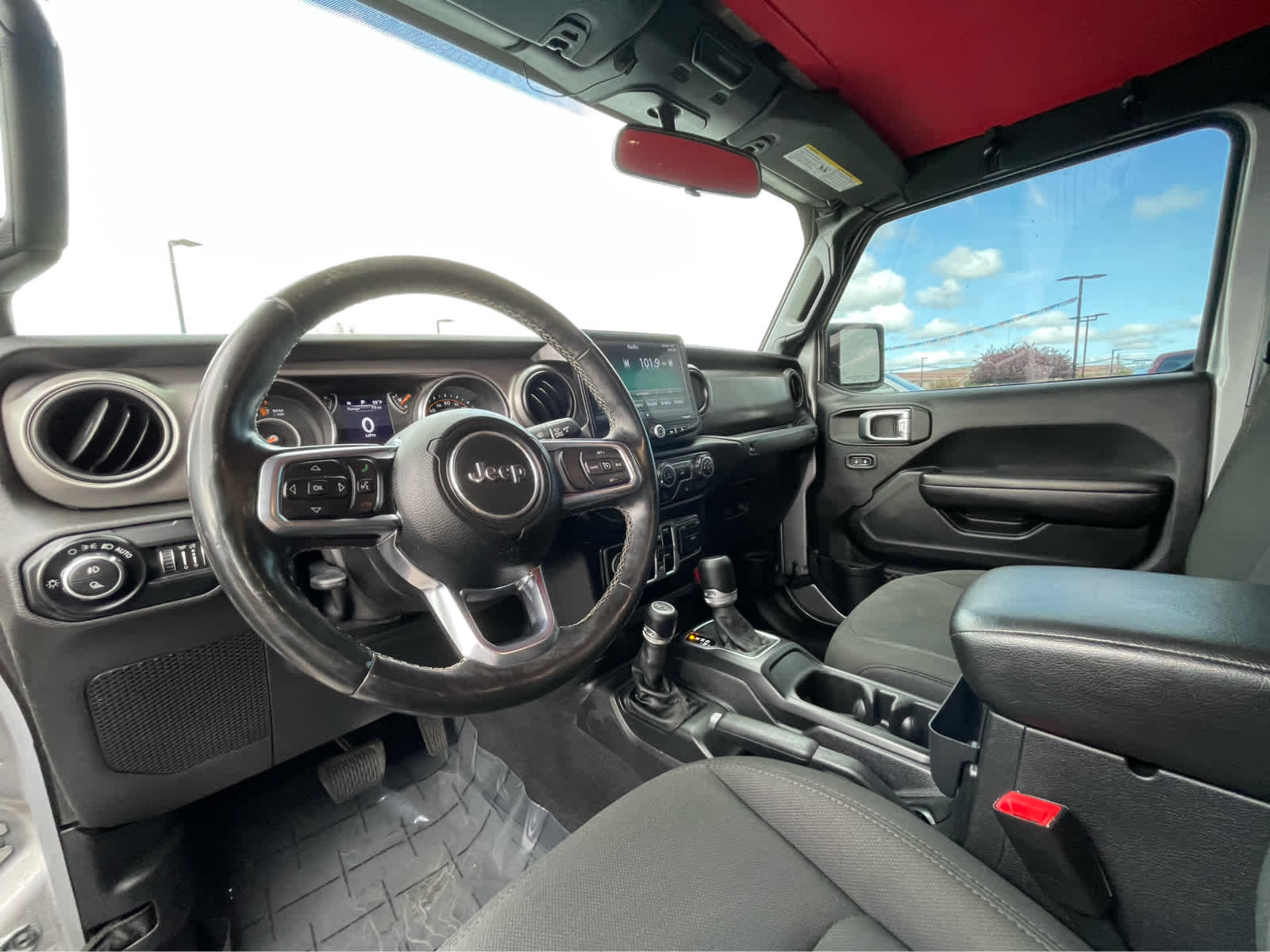 Used 2020 Jeep Gladiator Sport S with VIN 1C6HJTAG0LL123496 for sale in Klamath Falls, OR