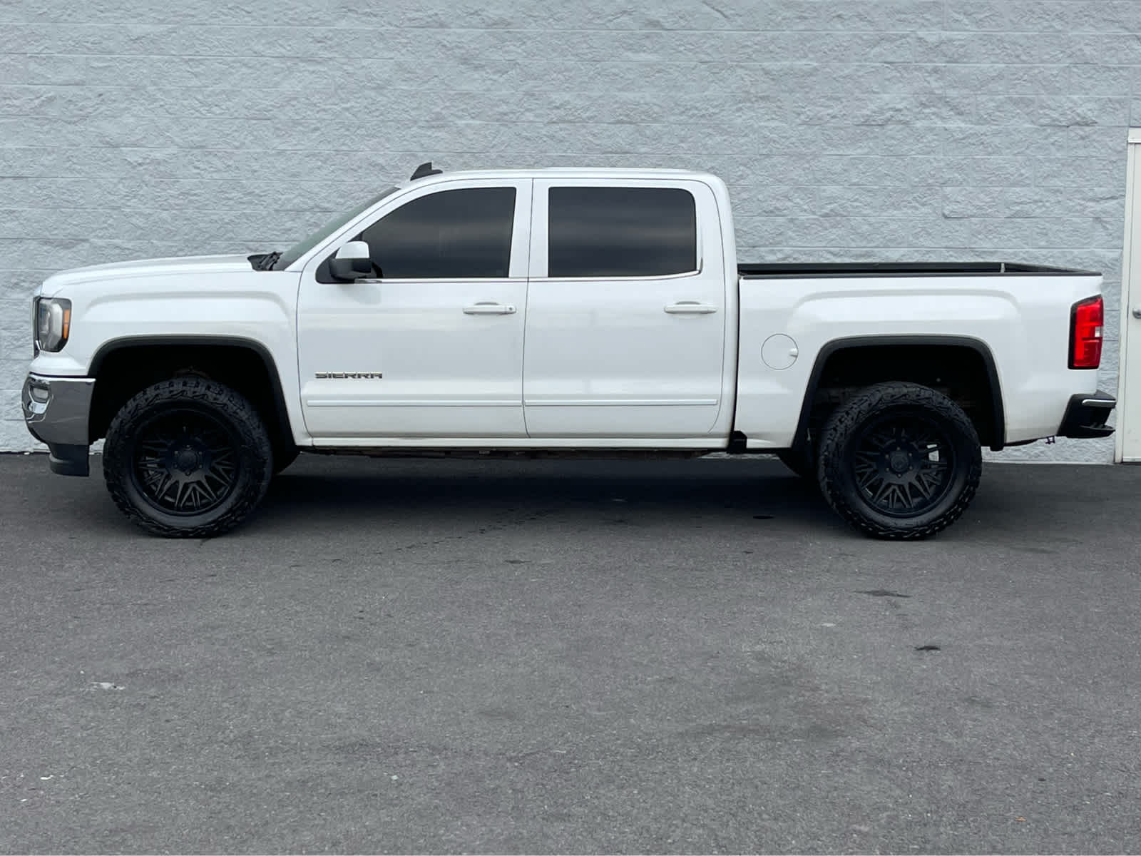 Thumbnail: 2016 GMC Sierra 1500 - 4