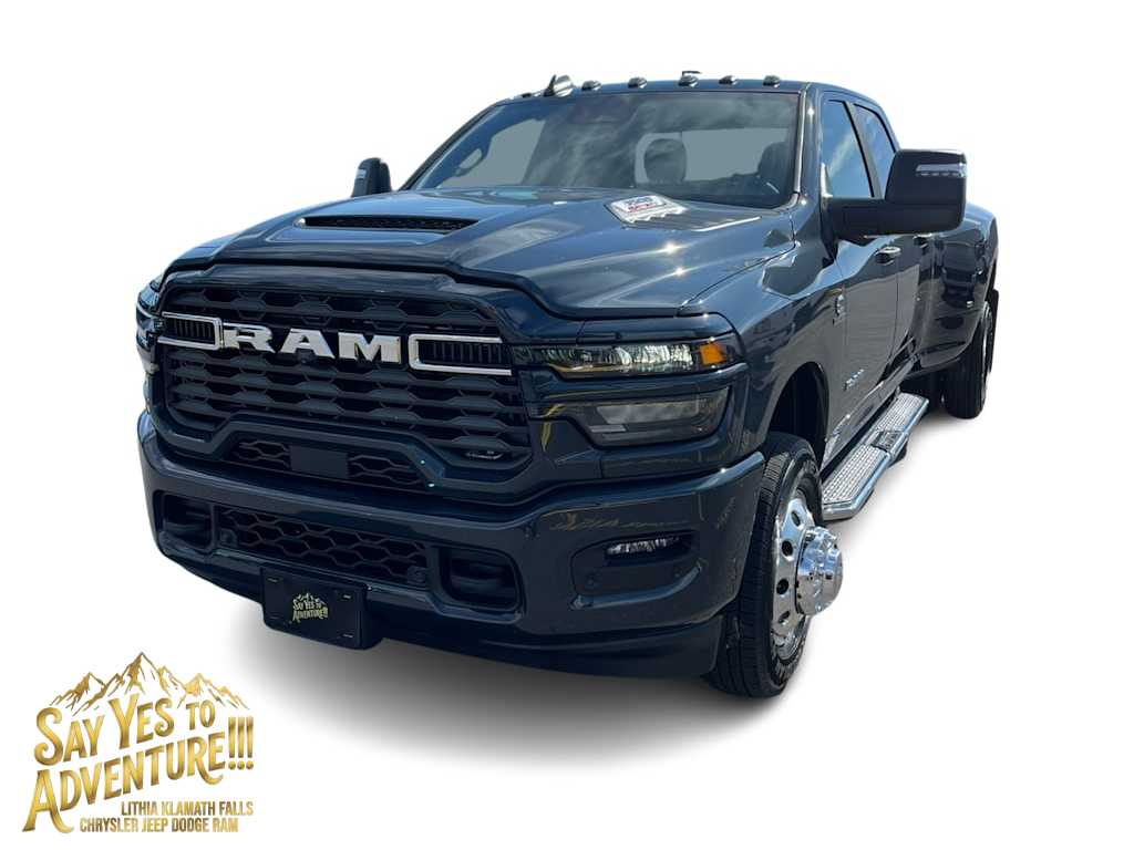 2026 Ram 3500 BIG HORN CREW CAB 4X4 8' BOX