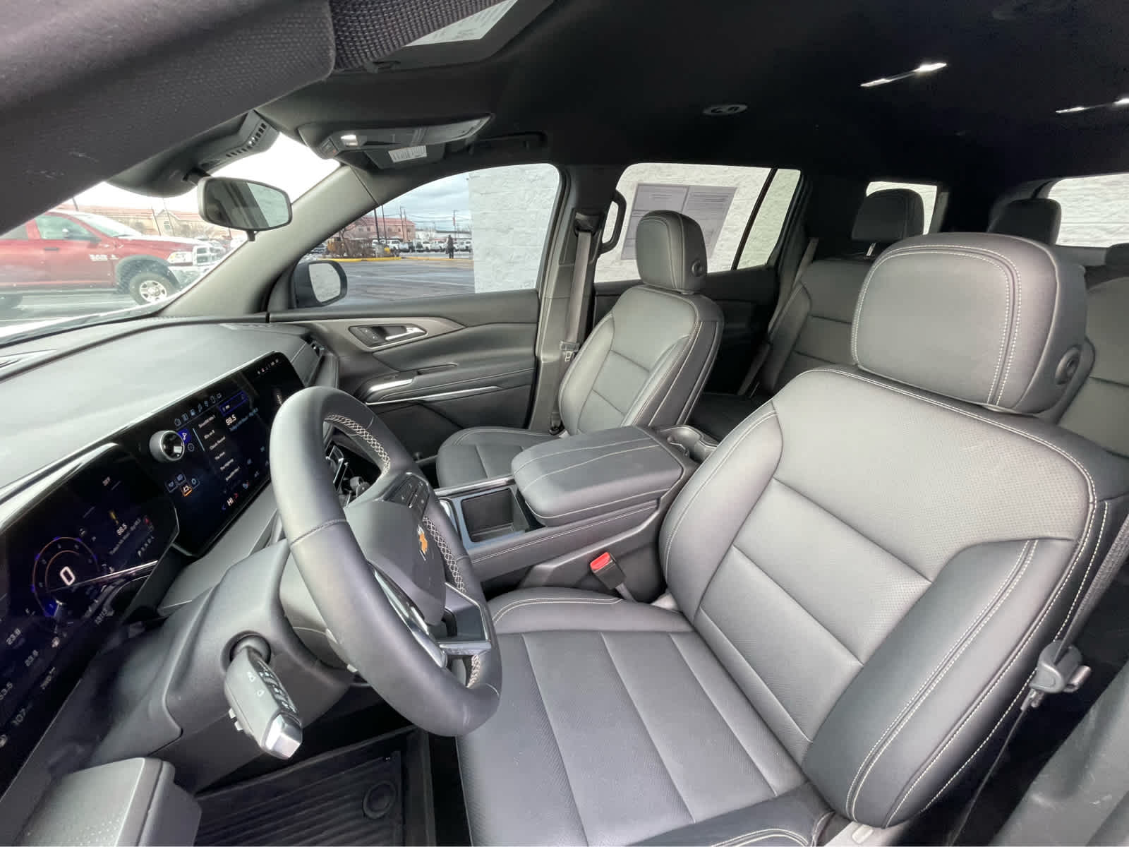 Thumbnail: 2025 Chevrolet Traverse - 20