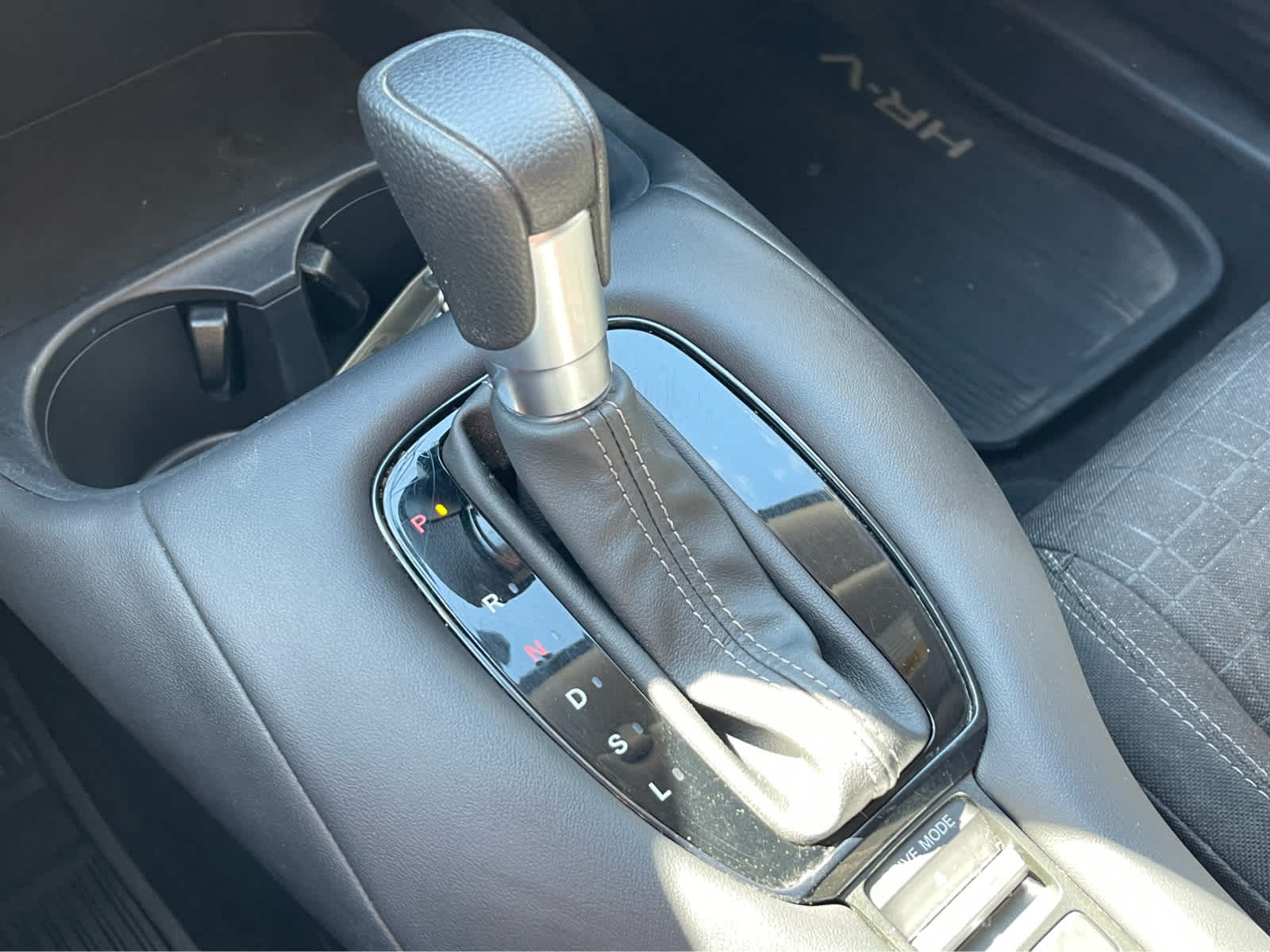 Thumbnail: 2025 Honda HR-V - 15