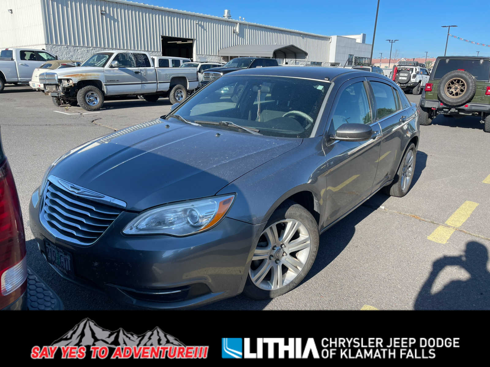Thumbnail: 2011 Chrysler 200 - 1