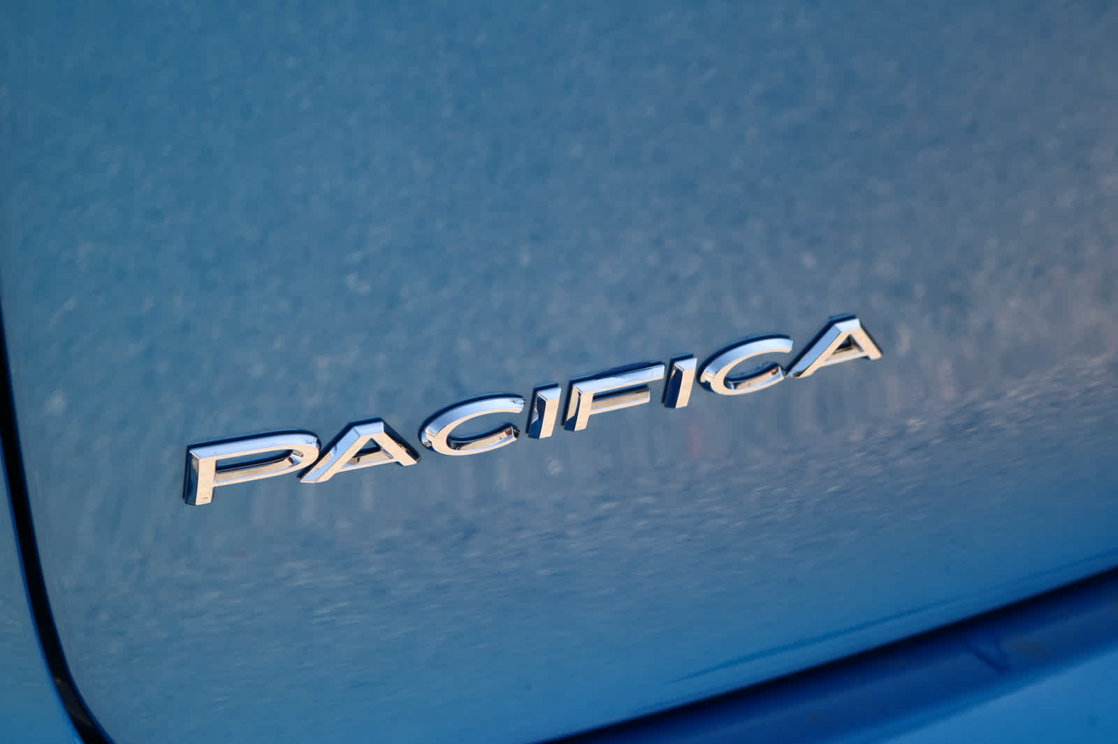 Thumbnail: 2026 Chrysler Pacifica - 9