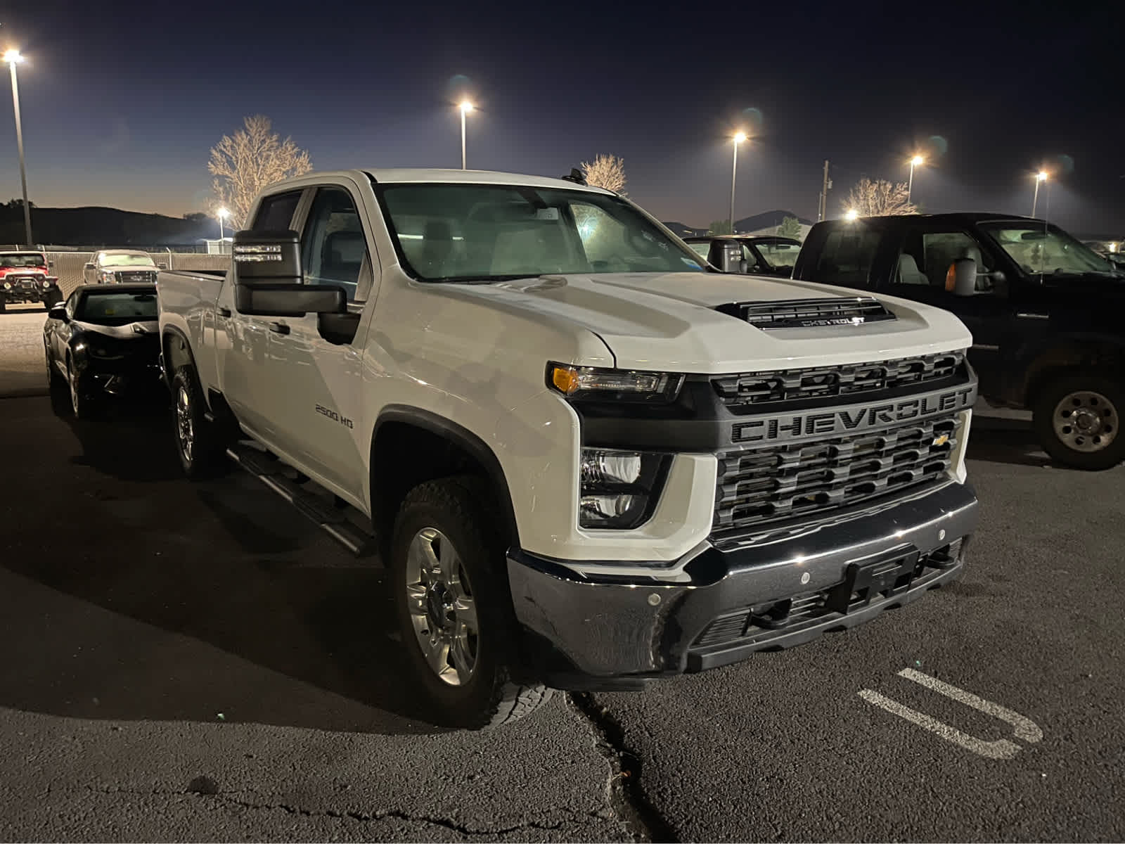 2023 Chevrolet Silverado Work Truck photo 3