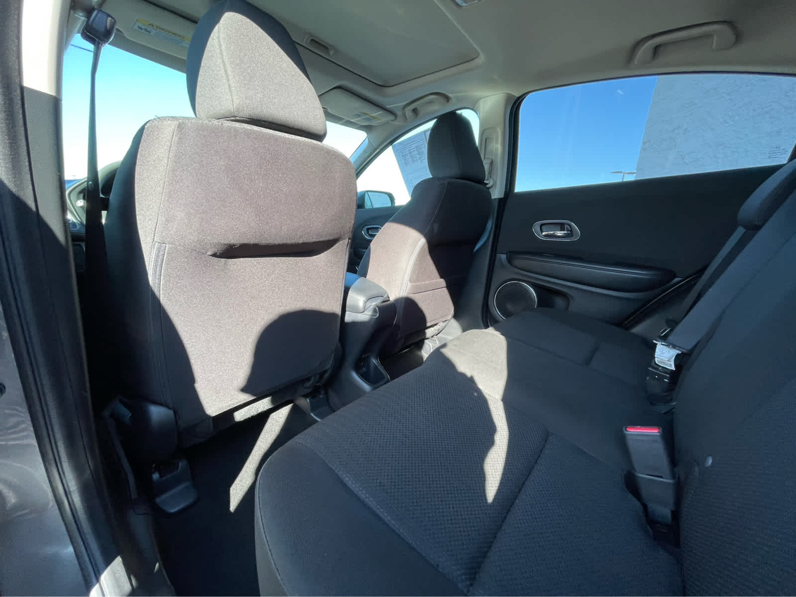Thumbnail: 2016 Honda HR-V - 23