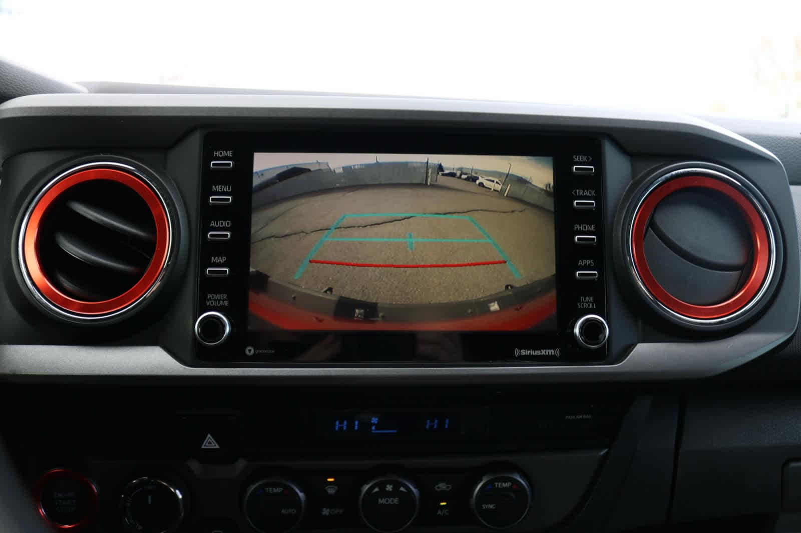 Thumbnail: 2021 Toyota Tacoma - 14