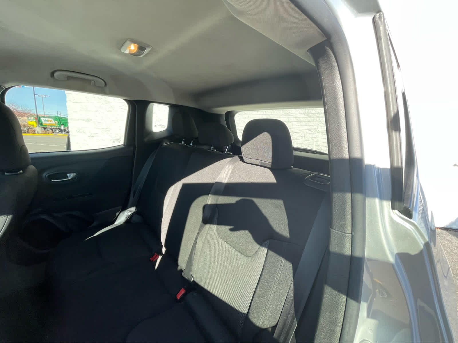 Thumbnail: 2021 Jeep Renegade - 25