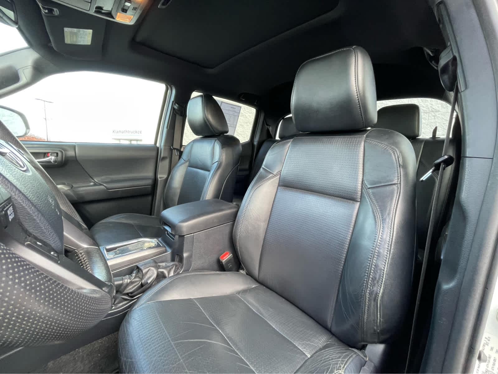 Thumbnail: 2019 Toyota Tacoma - 23