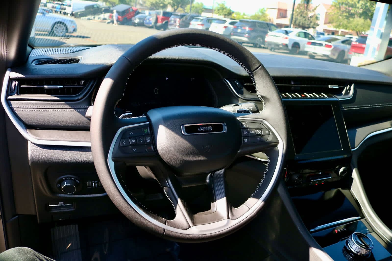 Thumbnail: 2026 Jeep Grand Cherokee - 22