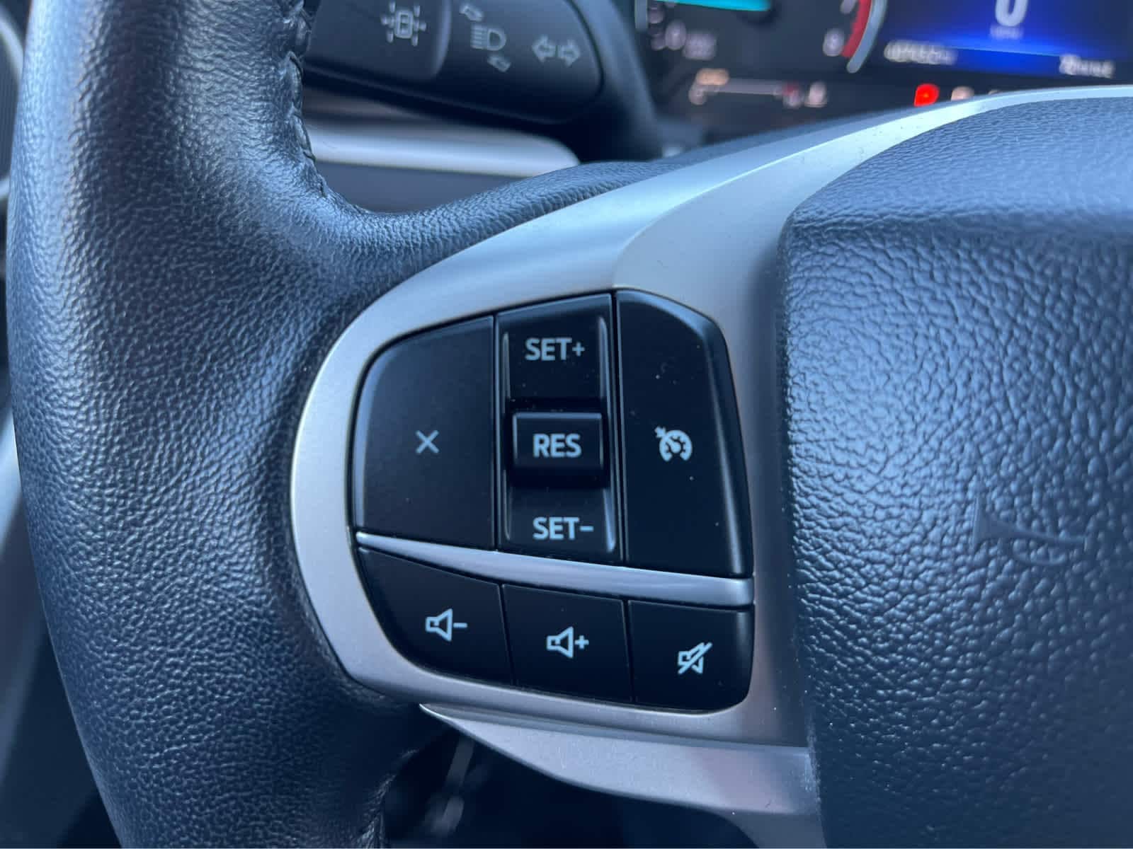 Thumbnail: 2023 Ford Explorer - 29