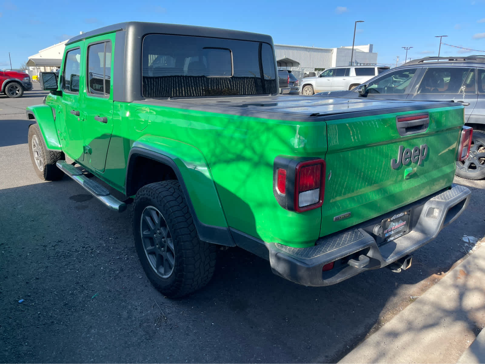 Thumbnail: 2021 Jeep Gladiator - 6