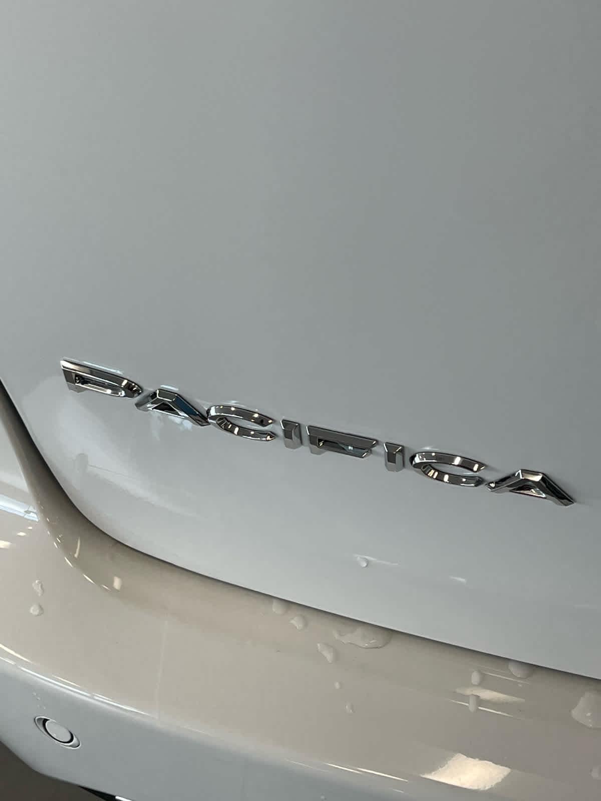 Thumbnail: 2027 Chrysler Pacifica - 8