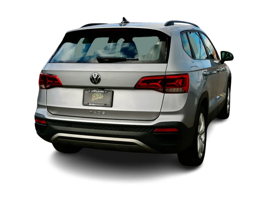 Thumbnail: 2023 Volkswagen Taos - 6