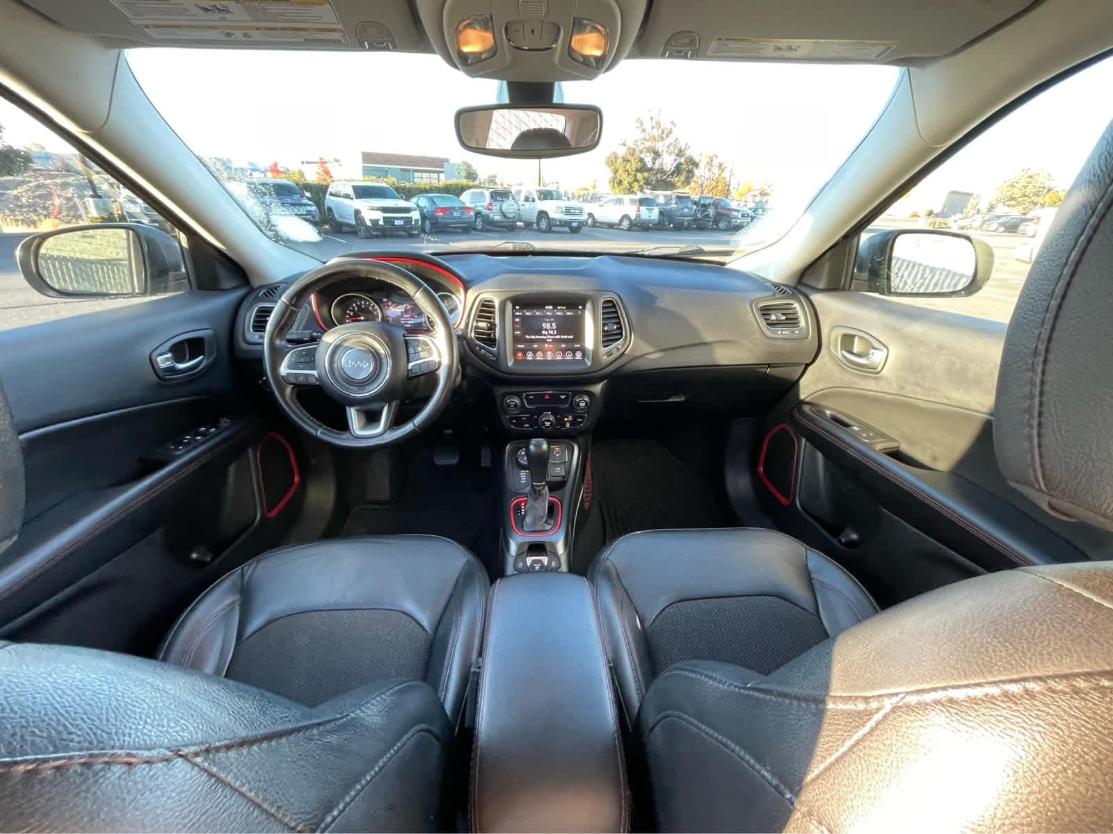 Thumbnail: 2020 Jeep Compass - 13