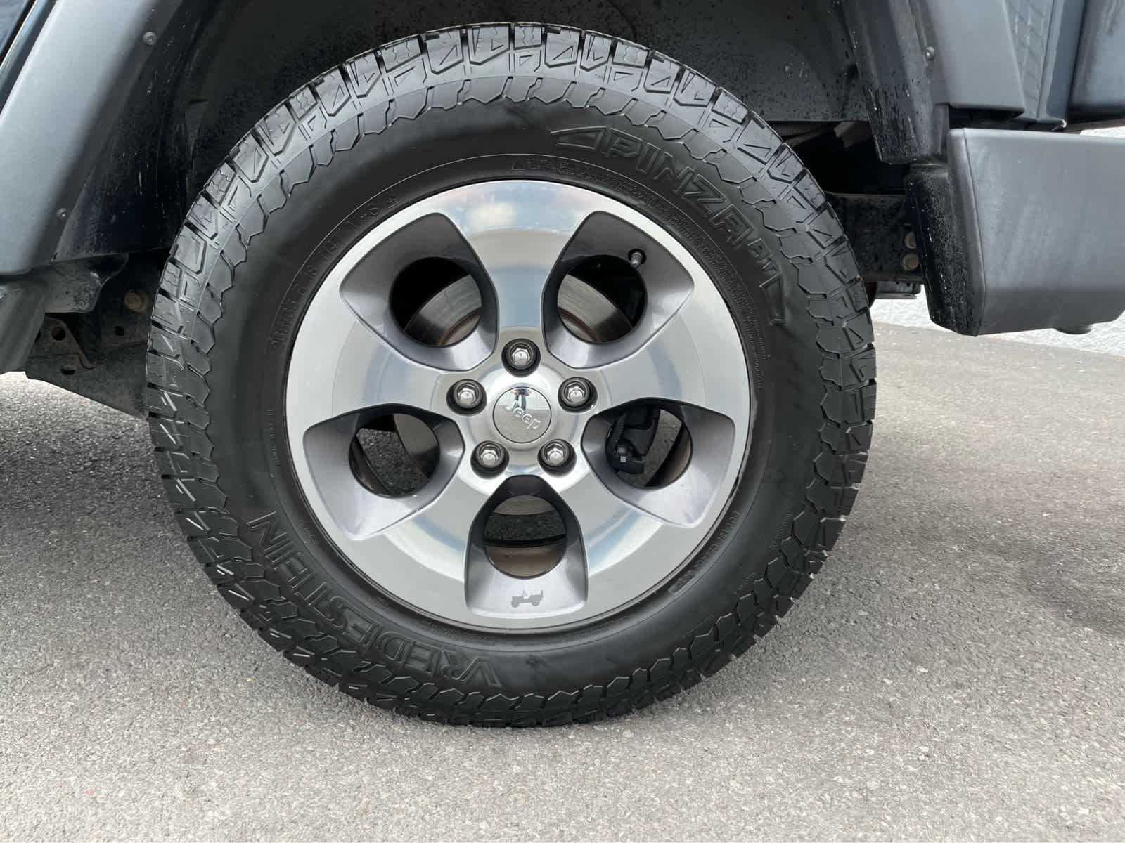 2017 Jeep Wrangler Unlimited Sport 11