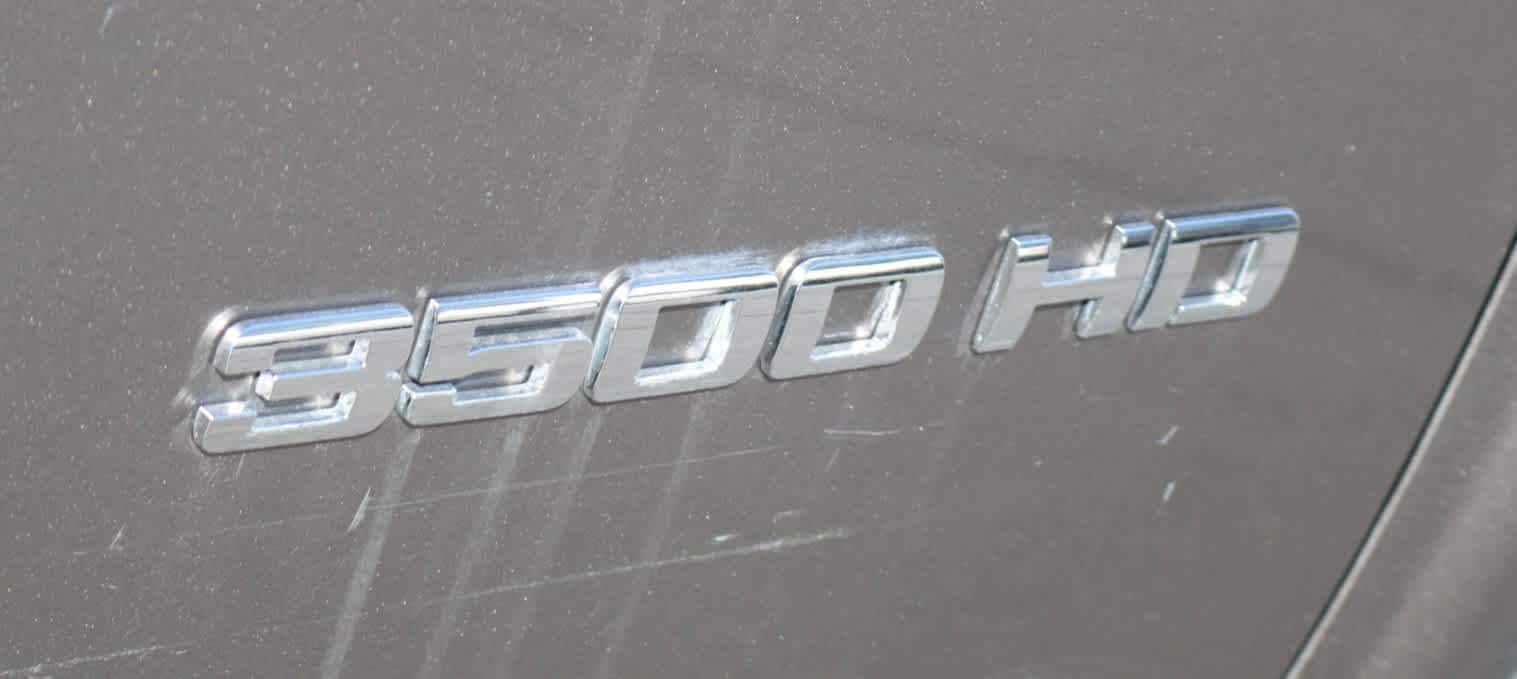 Thumbnail: 2014 Chevrolet Silverado 3500 - 12