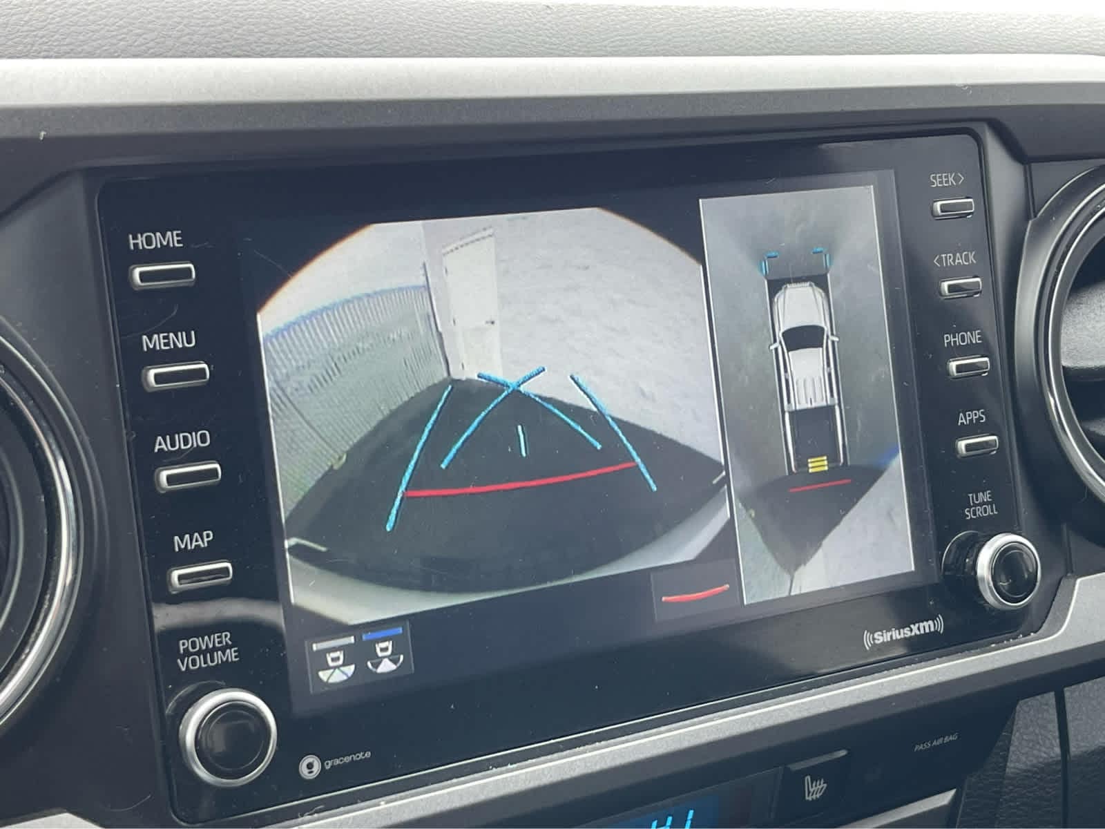 Thumbnail: 2022 Toyota Tacoma - 22