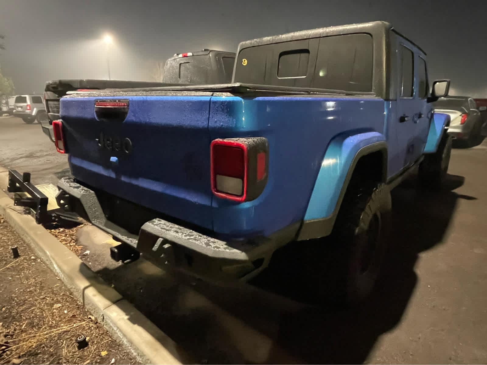 Thumbnail: 2022 Jeep Gladiator - 4