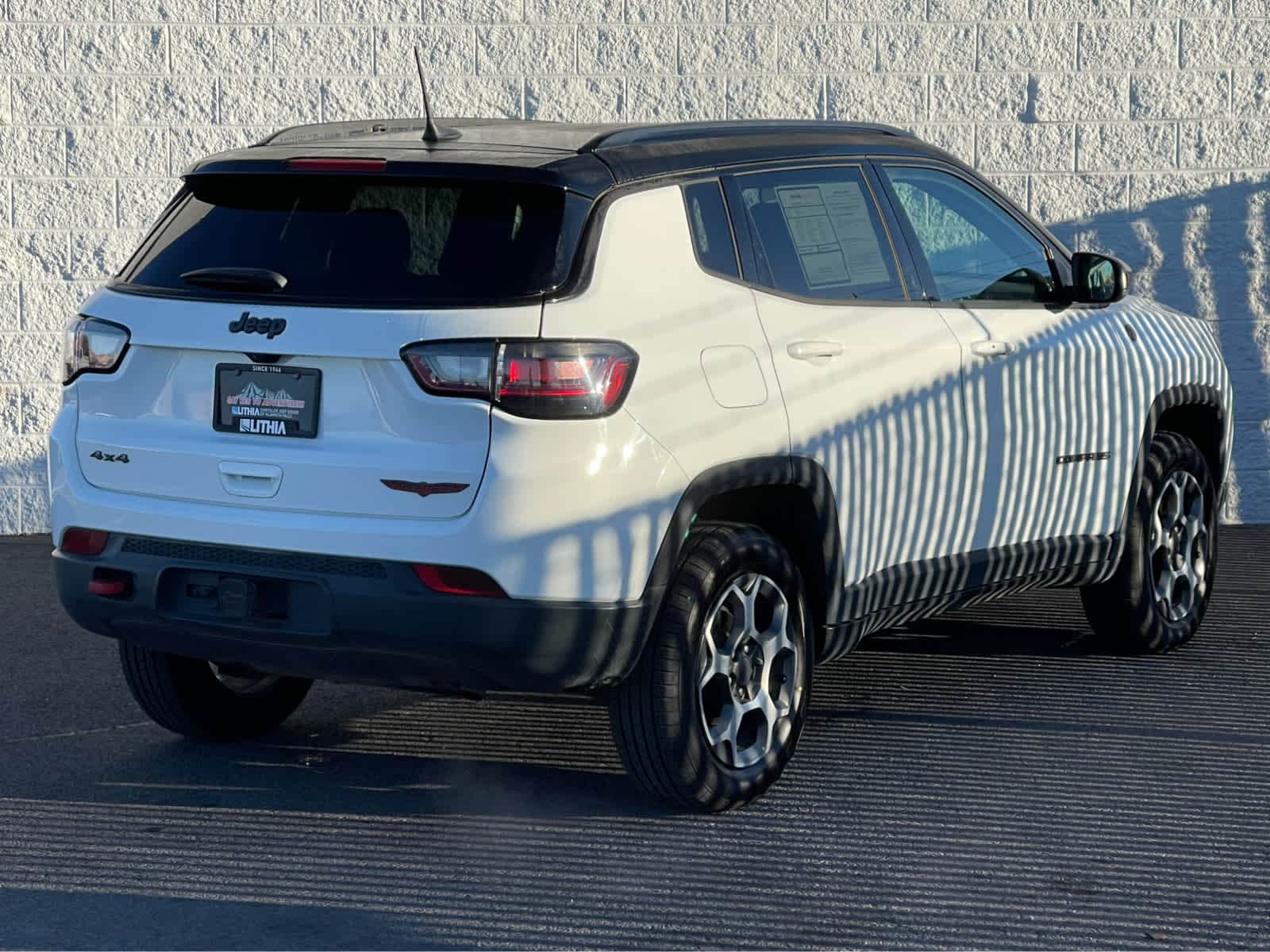 Thumbnail: 2022 Jeep Compass - 7