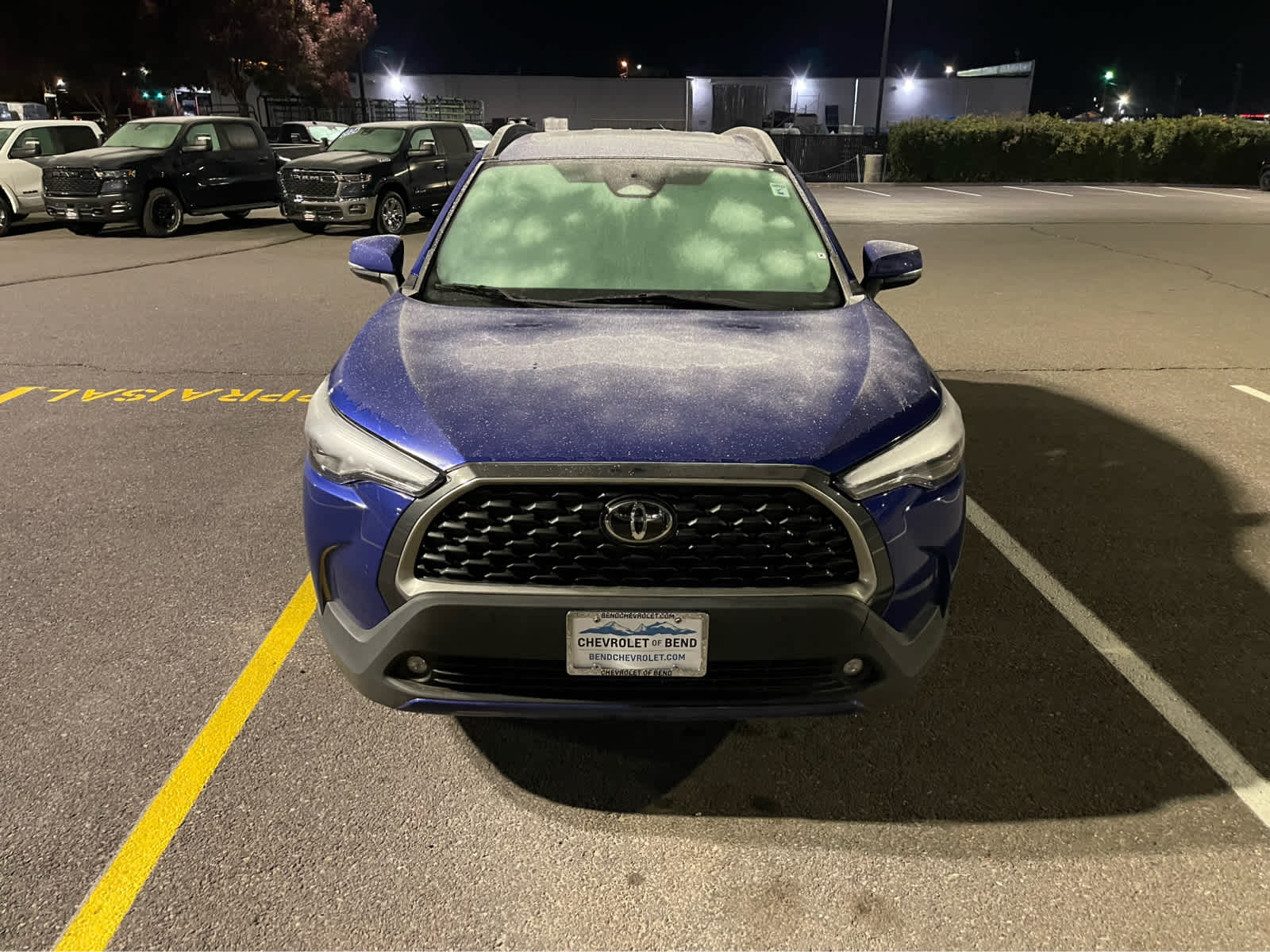 2023 Toyota Corolla Cross XLE photo 2