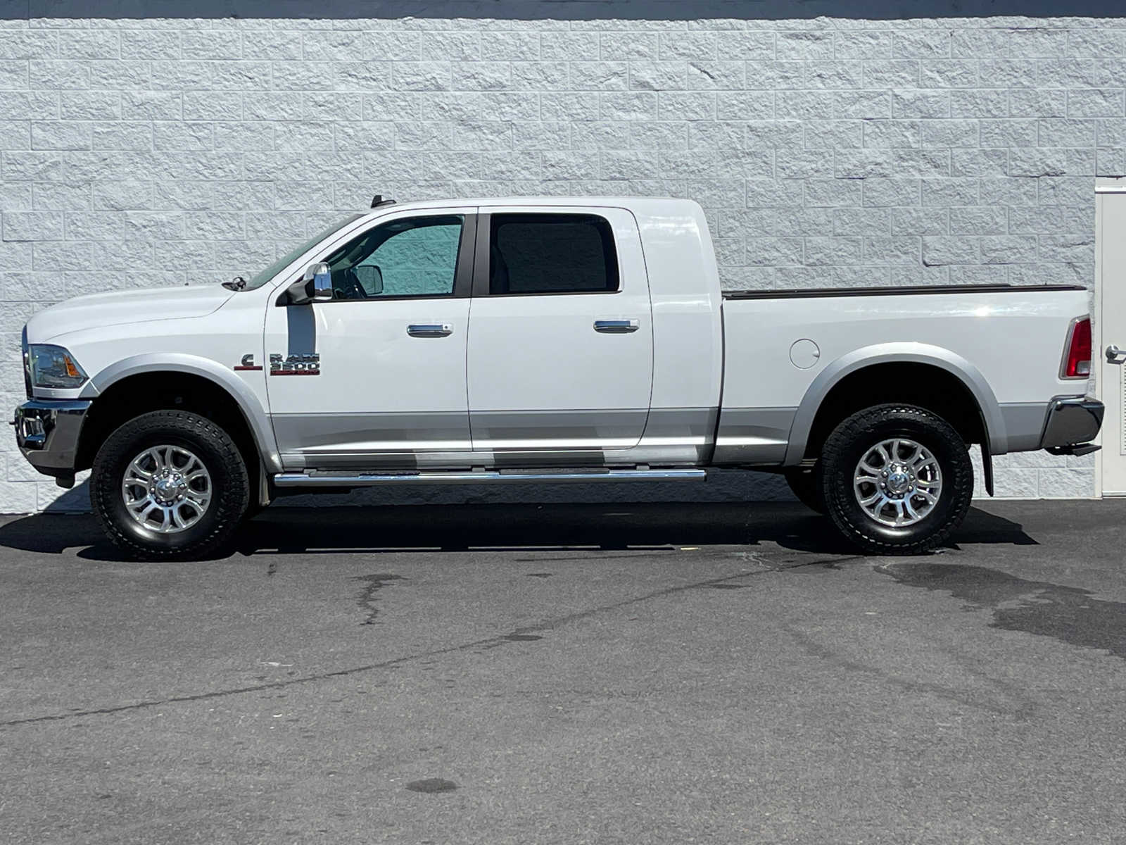 Used 2014 RAM Ram 3500 Pickup Laramie with VIN 3C63R3ML7EG157298 for sale in Klamath Falls, OR