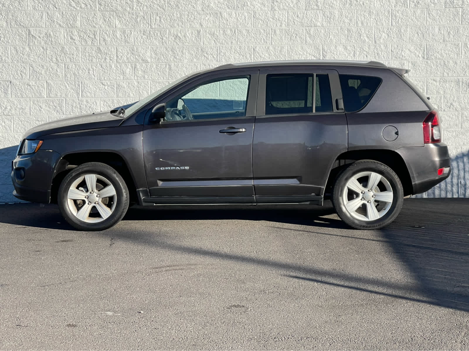 Thumbnail: 2016 Jeep Compass - 4