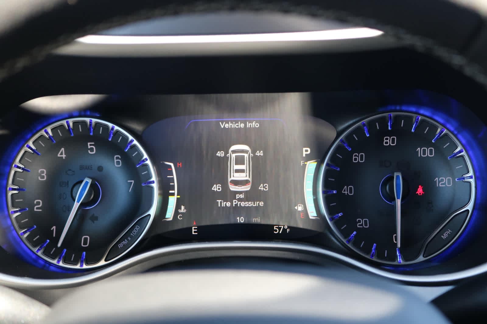 Thumbnail: 2026 Chrysler Pacifica - 14