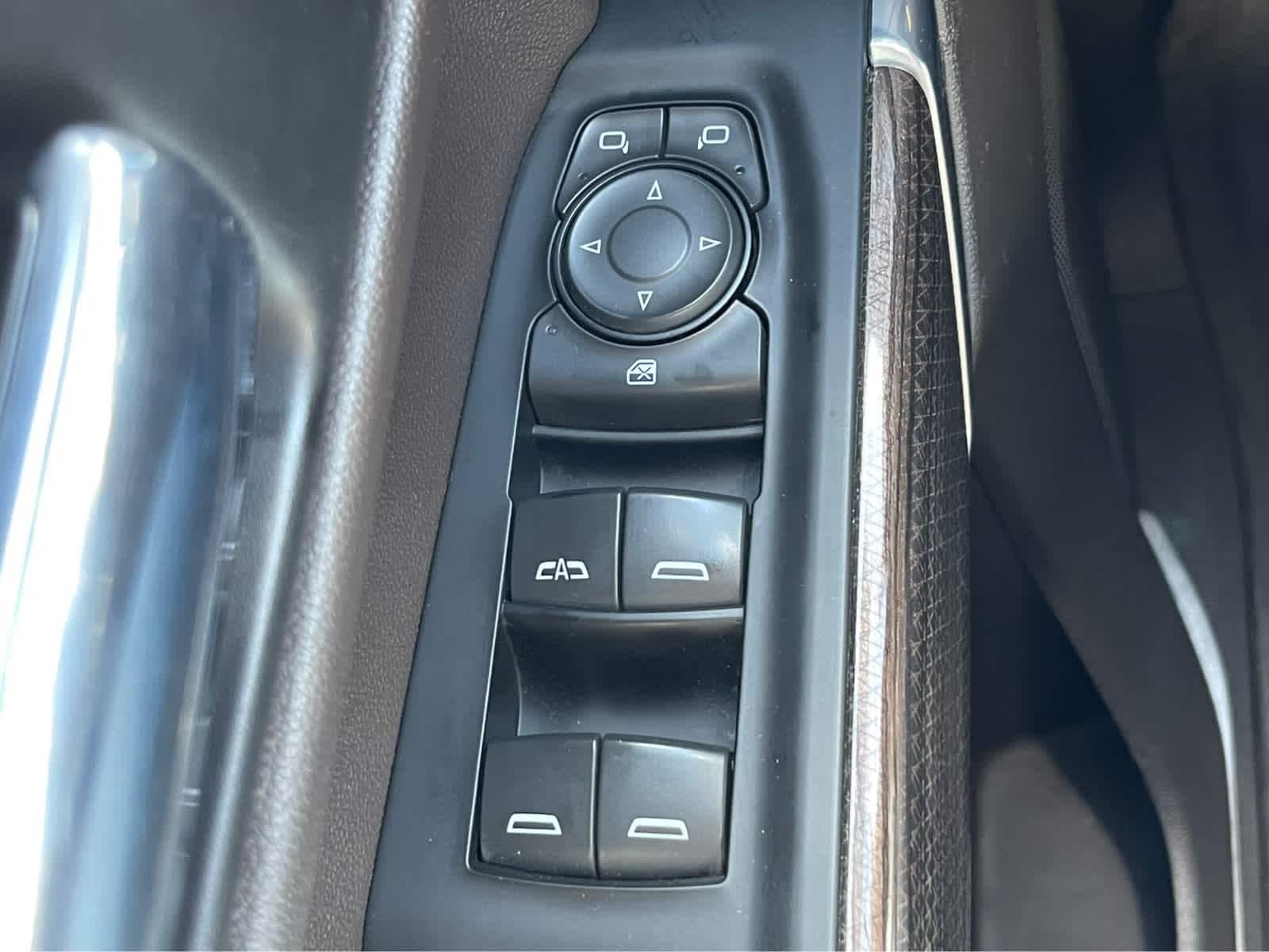 Thumbnail: 2019 Chevrolet Silverado 1500 - 20