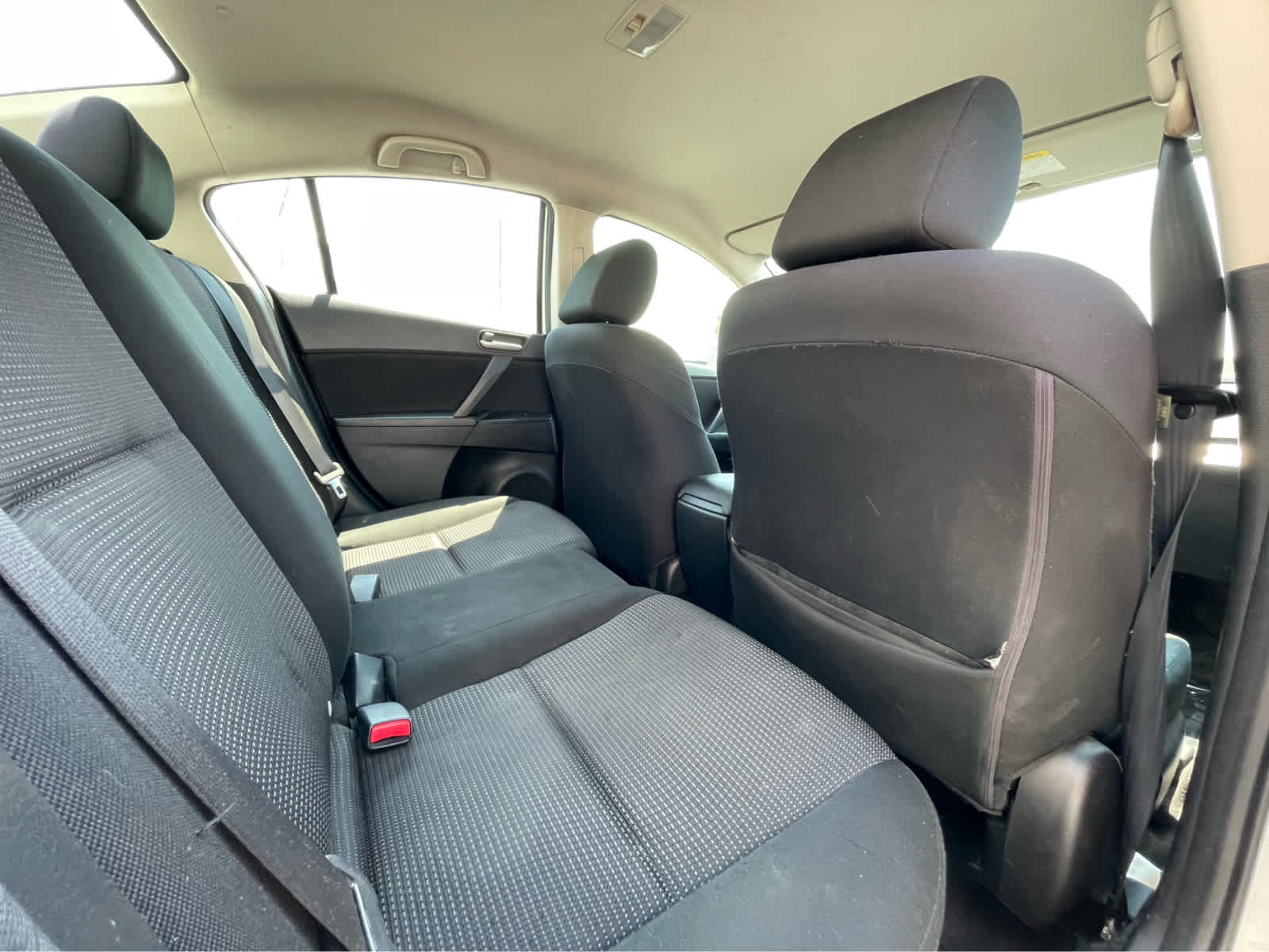 Thumbnail: 2012 Mazda Mazda3 - 22