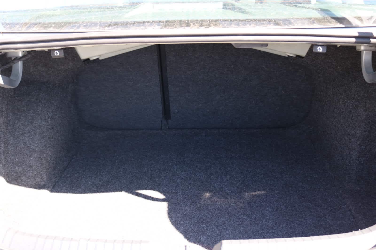 Thumbnail: 2024 Volkswagen Jetta - 11