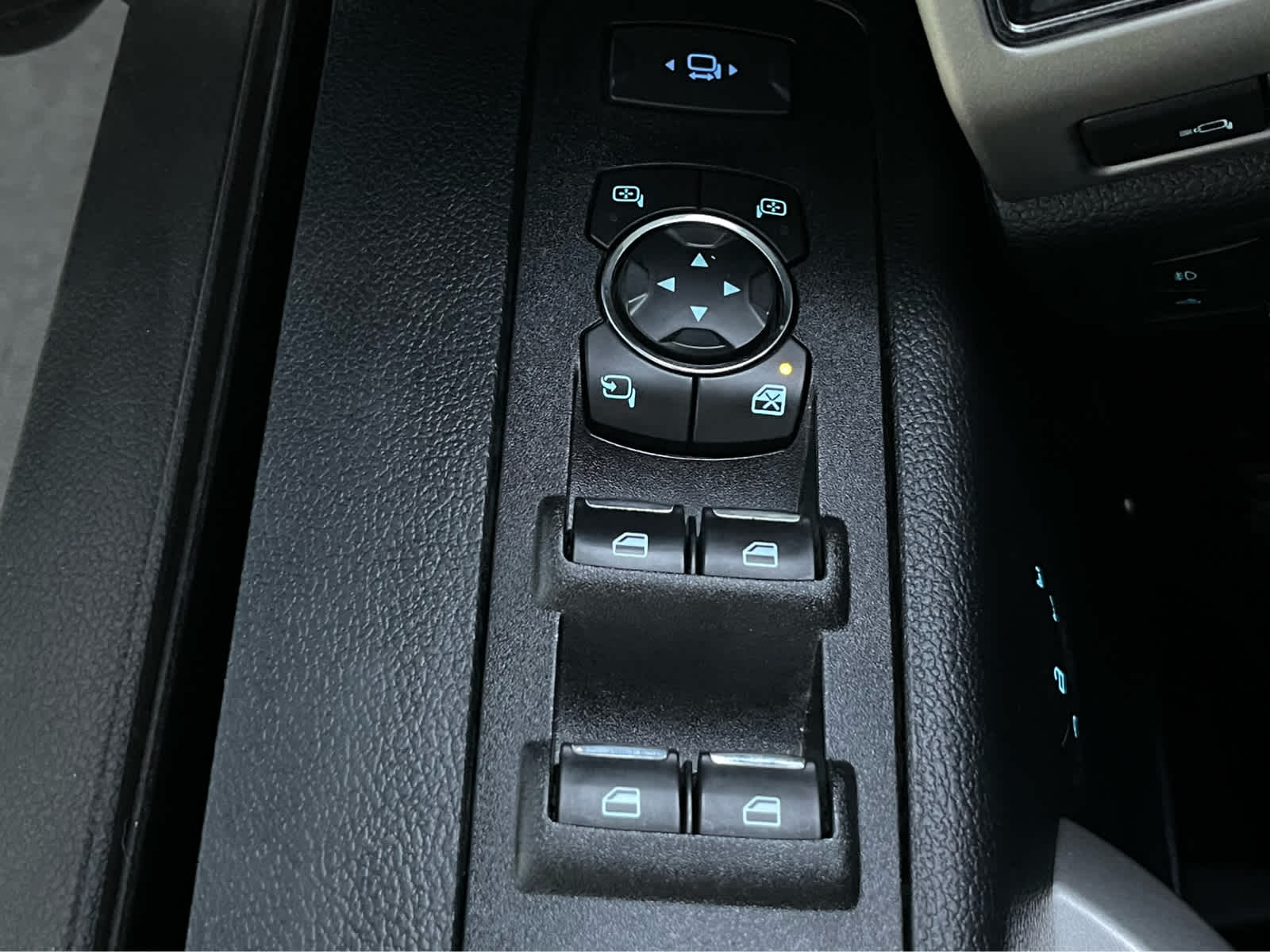 Thumbnail: 2021 Ford F-350 - 20