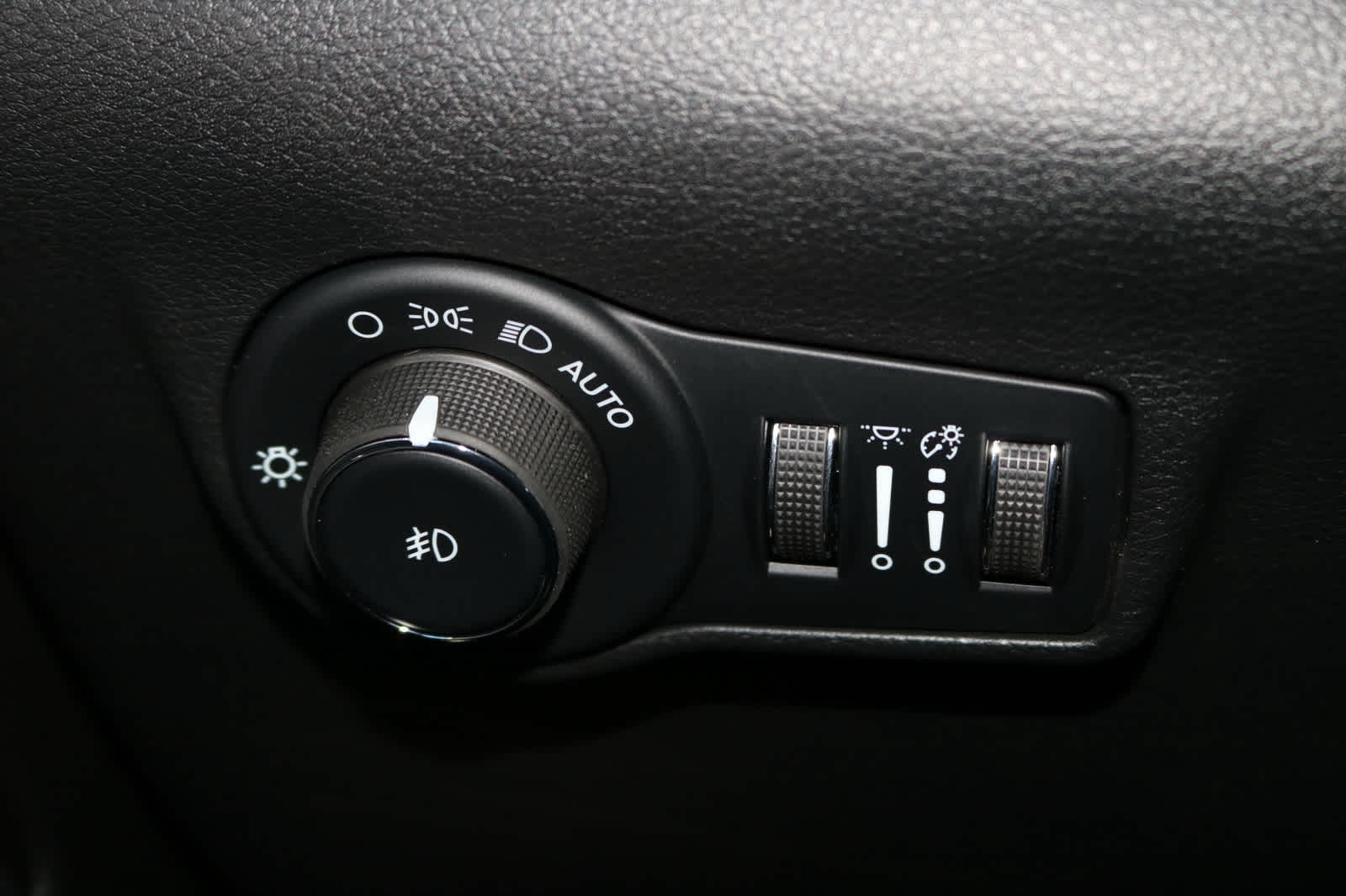 Thumbnail: 2026 Jeep Compass - 22