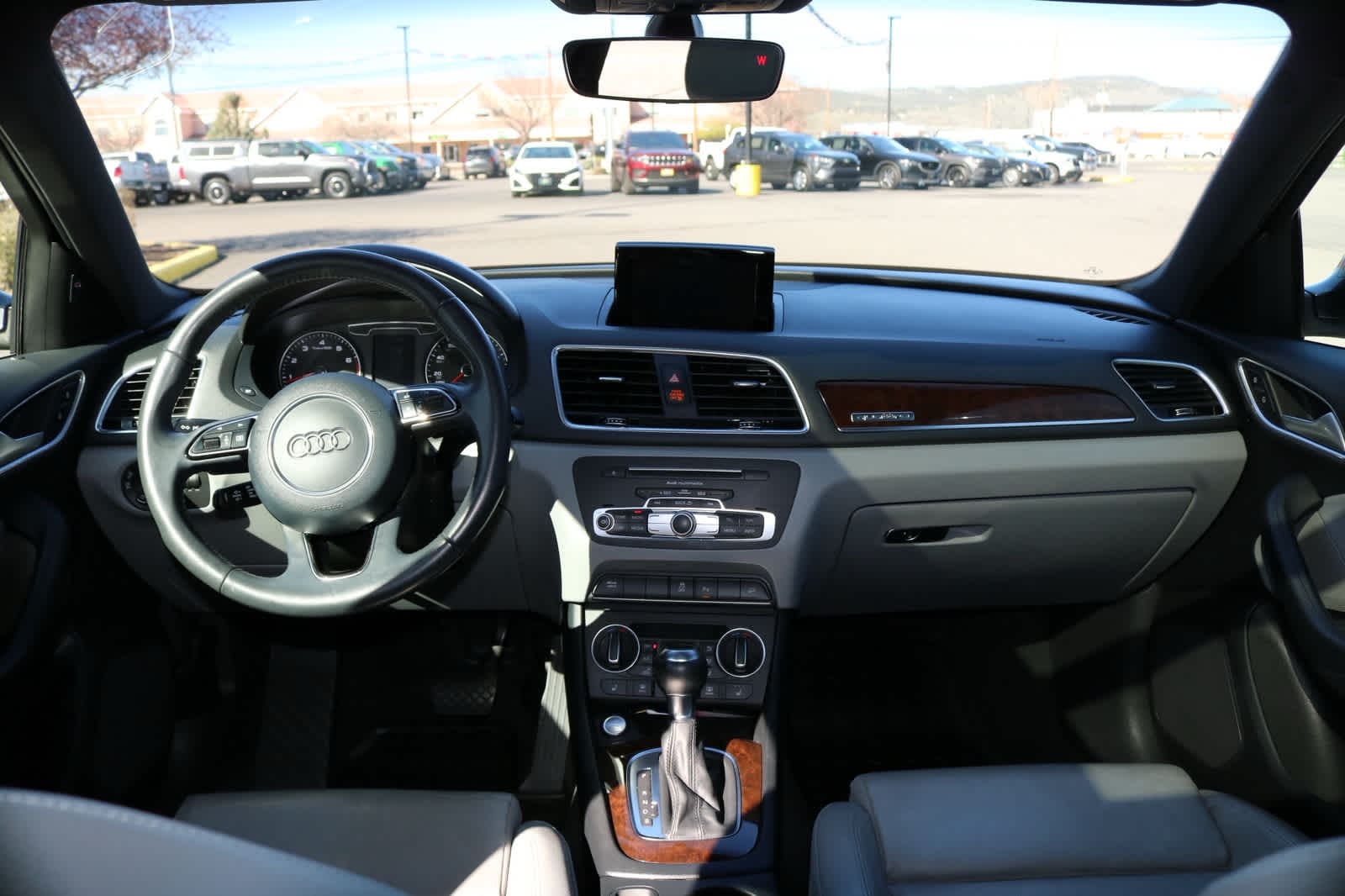 Thumbnail: 2018 Audi Q3 - 14