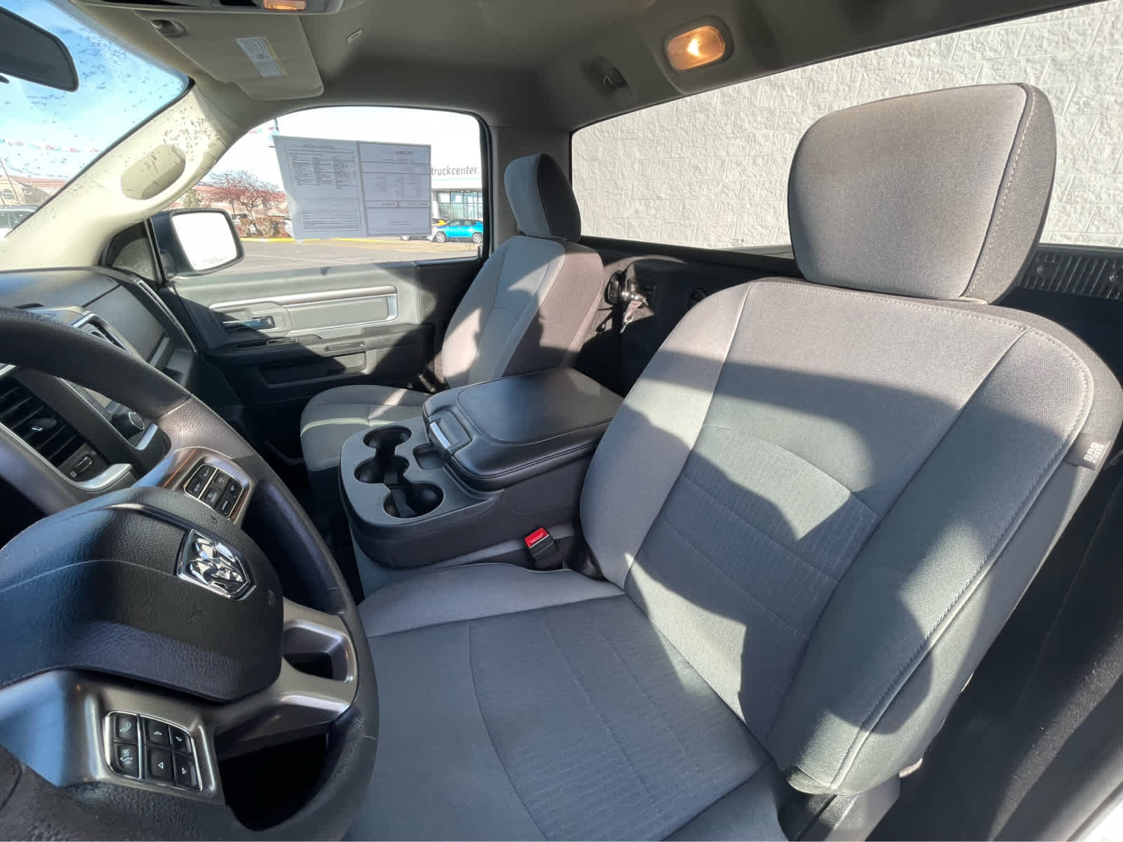 Thumbnail: 2022 RAM 1500 Classic - 24