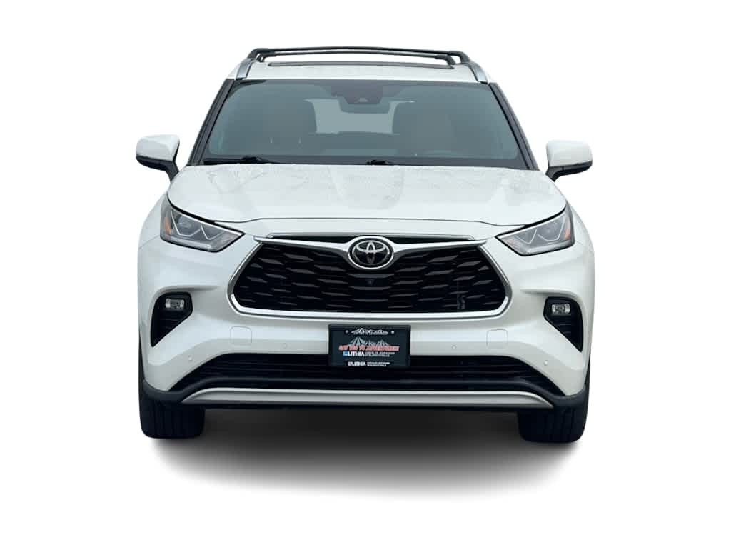 Thumbnail: 2021 Toyota Highlander - 3