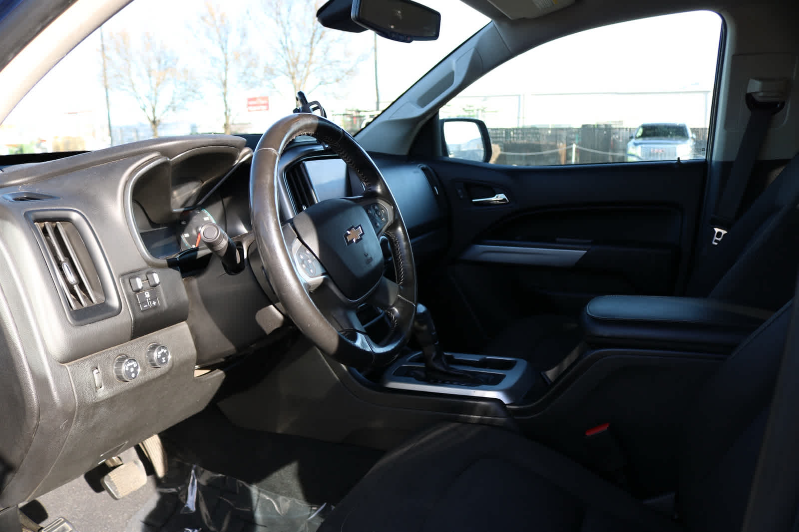 Thumbnail: 2019 Chevrolet Colorado - 7