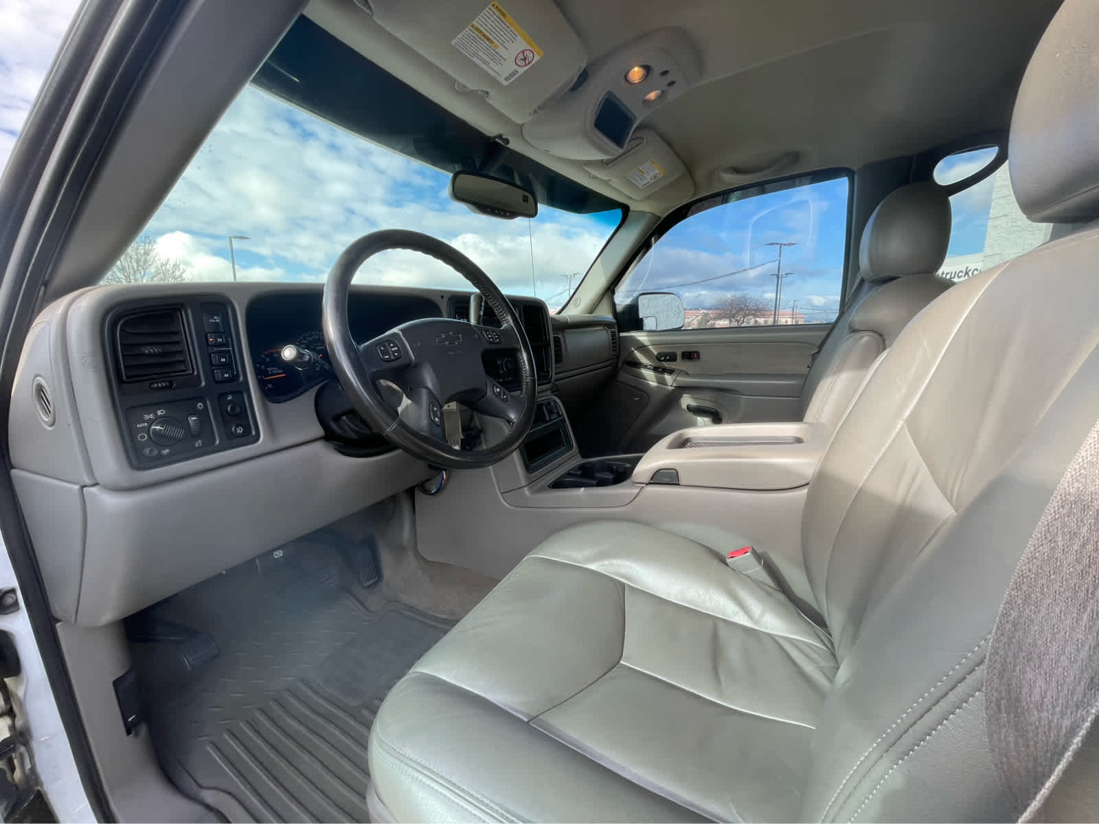 Thumbnail: 2003 Chevrolet Silverado 2500 - 2