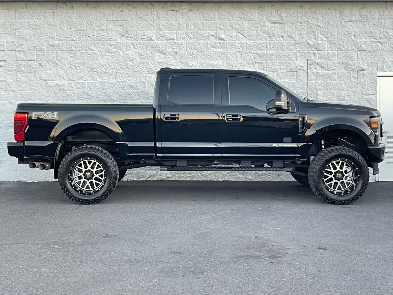 Thumbnail: 2021 Ford F-350 - 5