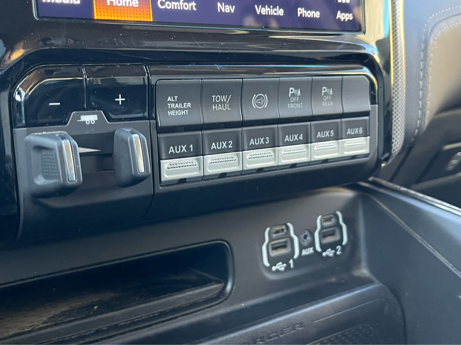 Thumbnail: 2022 RAM 3500 - 18