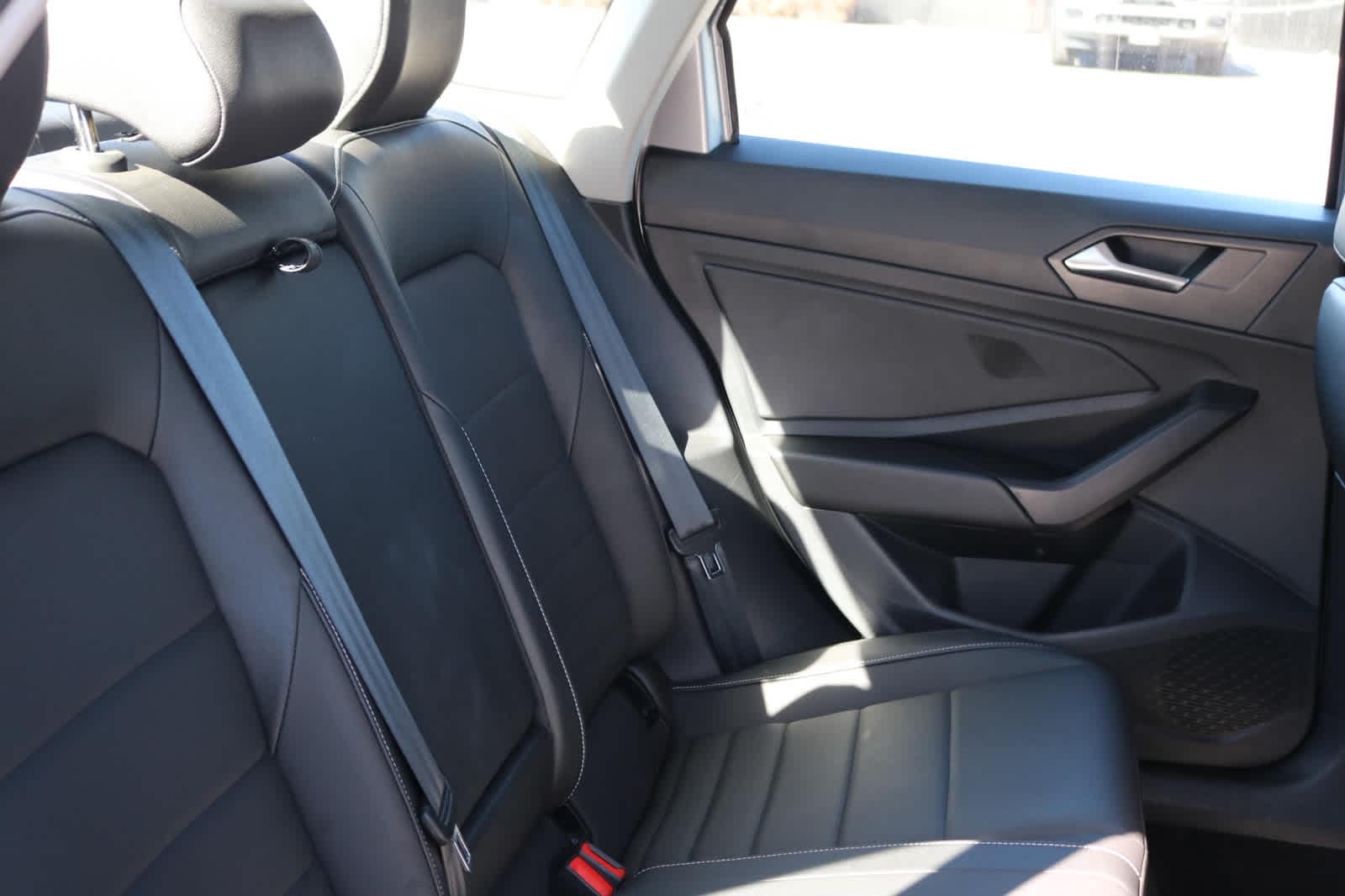 Thumbnail: 2024 Volkswagen Jetta - 24