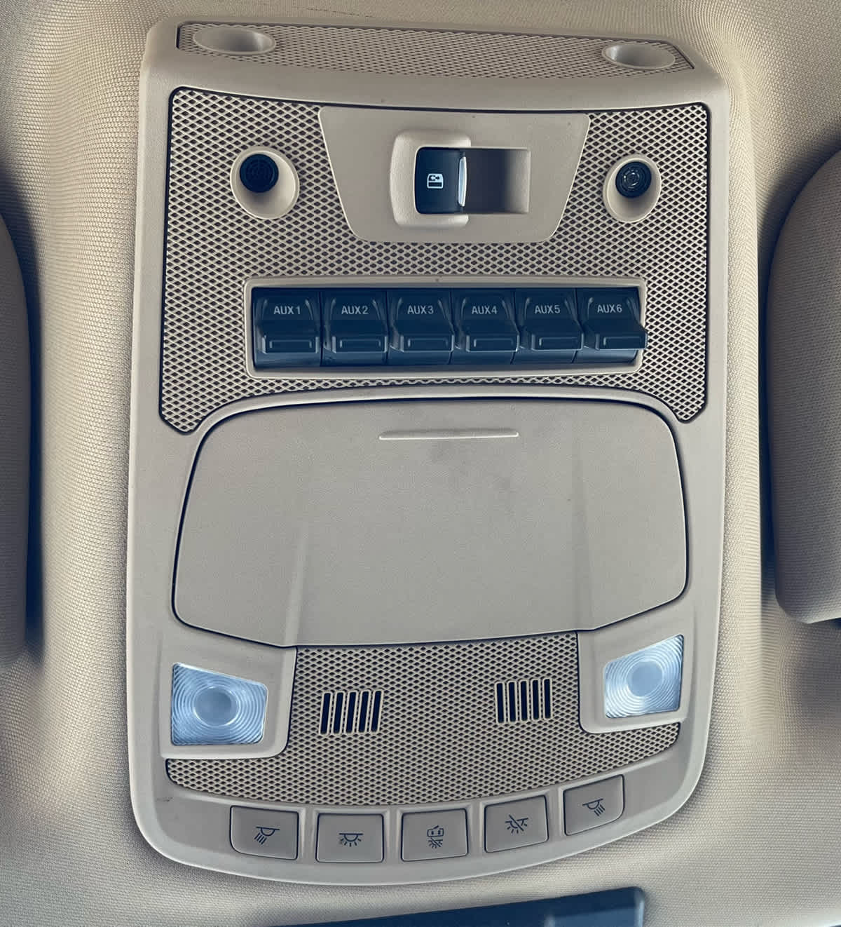 Thumbnail: 2020 Ford F-350 - 21