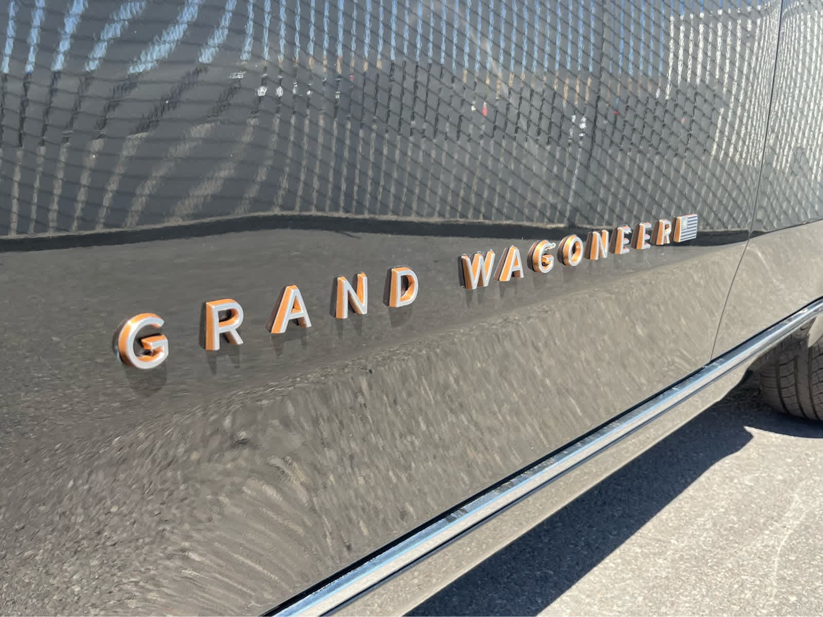 Thumbnail: 2022 Jeep Grand Wagoneer - 8
