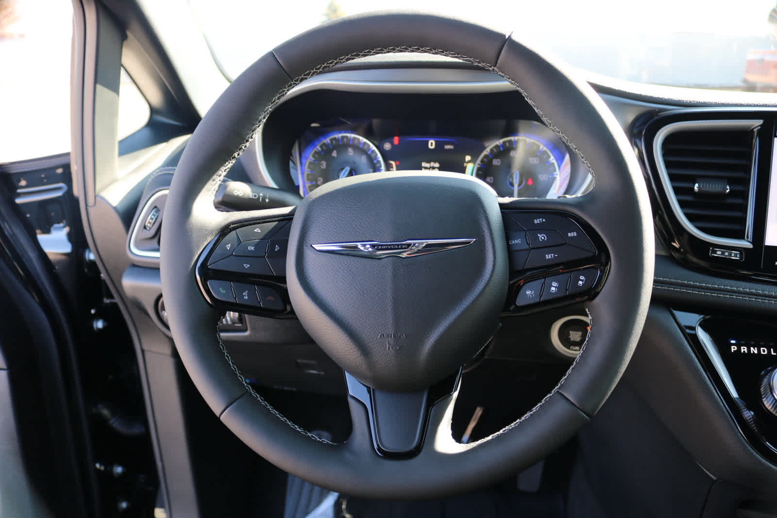 Thumbnail: 2026 Chrysler Pacifica - 21