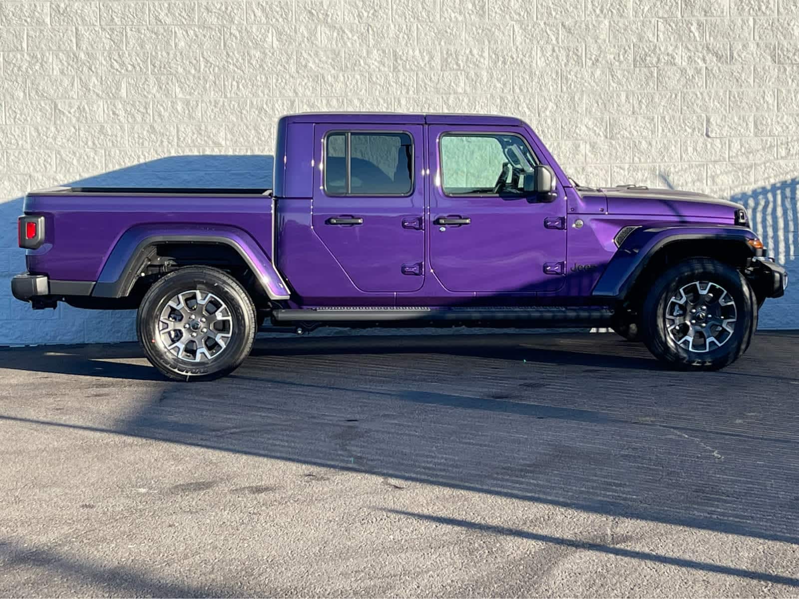 Thumbnail: 2026 Jeep Gladiator - 5