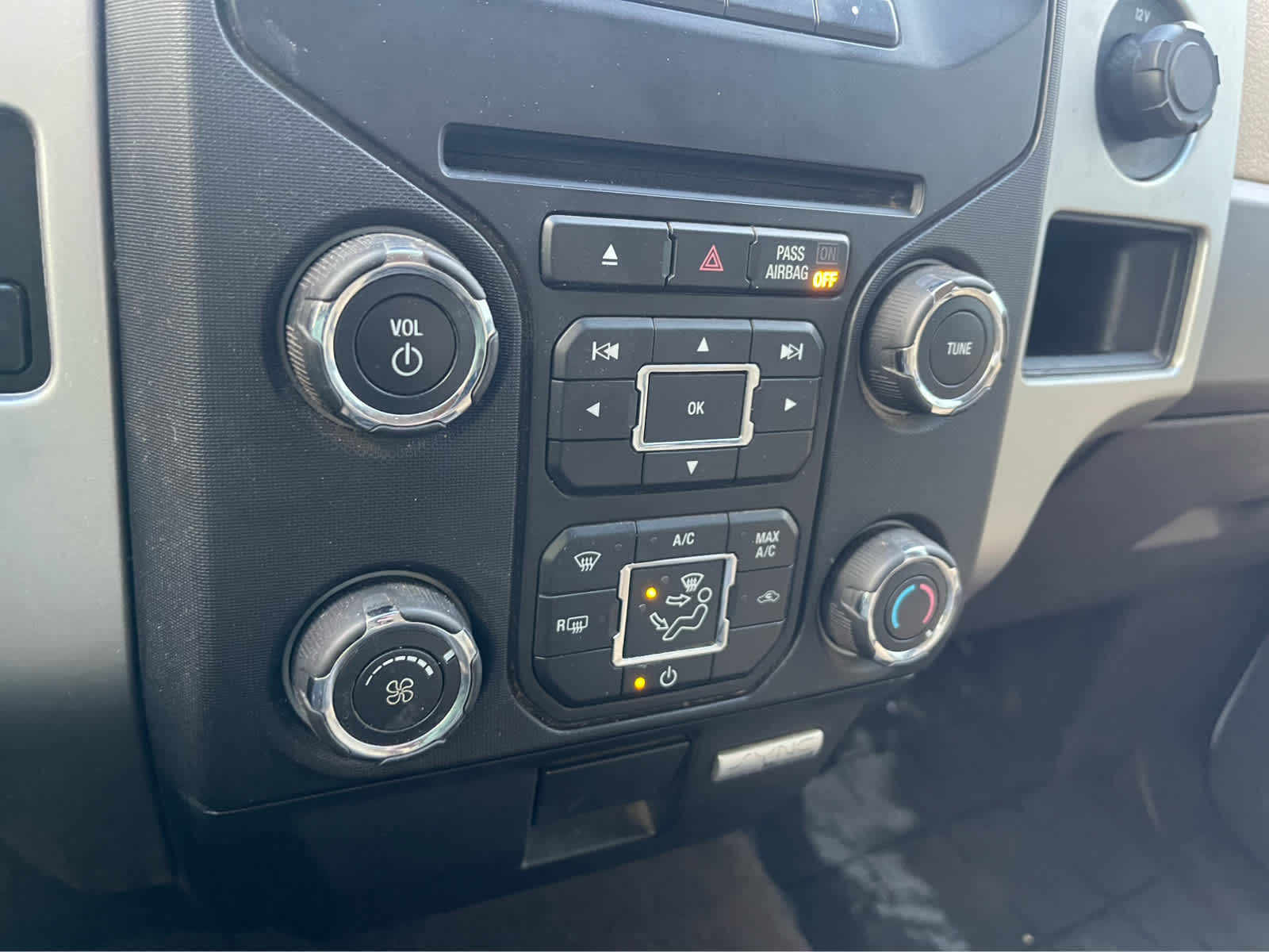 Thumbnail: 2014 Ford F-150 - 15