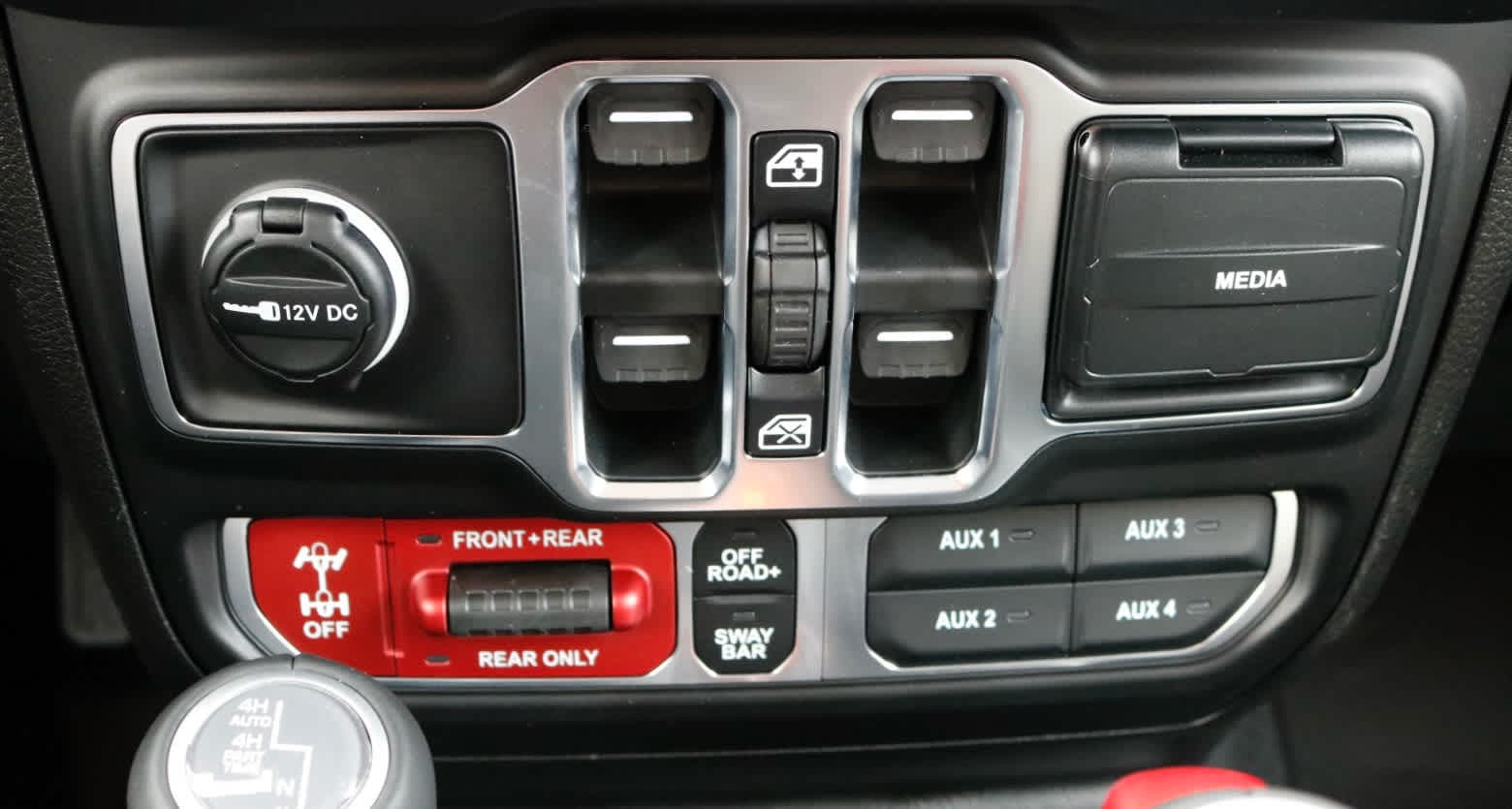 Thumbnail: 2026 Jeep Wrangler - 18