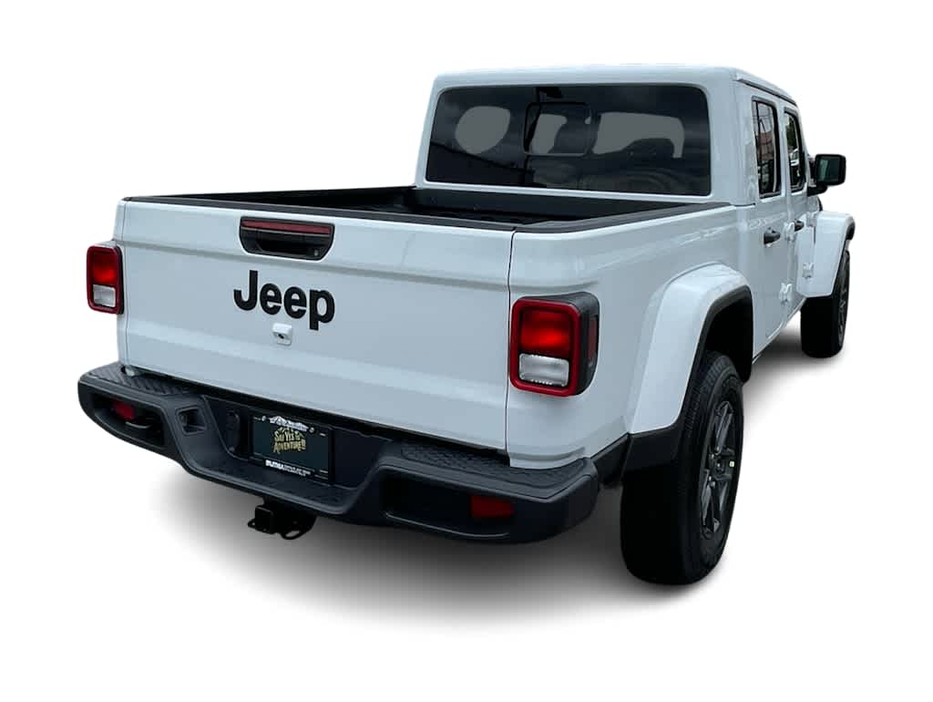 Thumbnail: 2026 Jeep Gladiator - 6