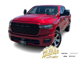 2026 Ram 1500 EXPRESS CREW CAB 4X4 5'7 BOX