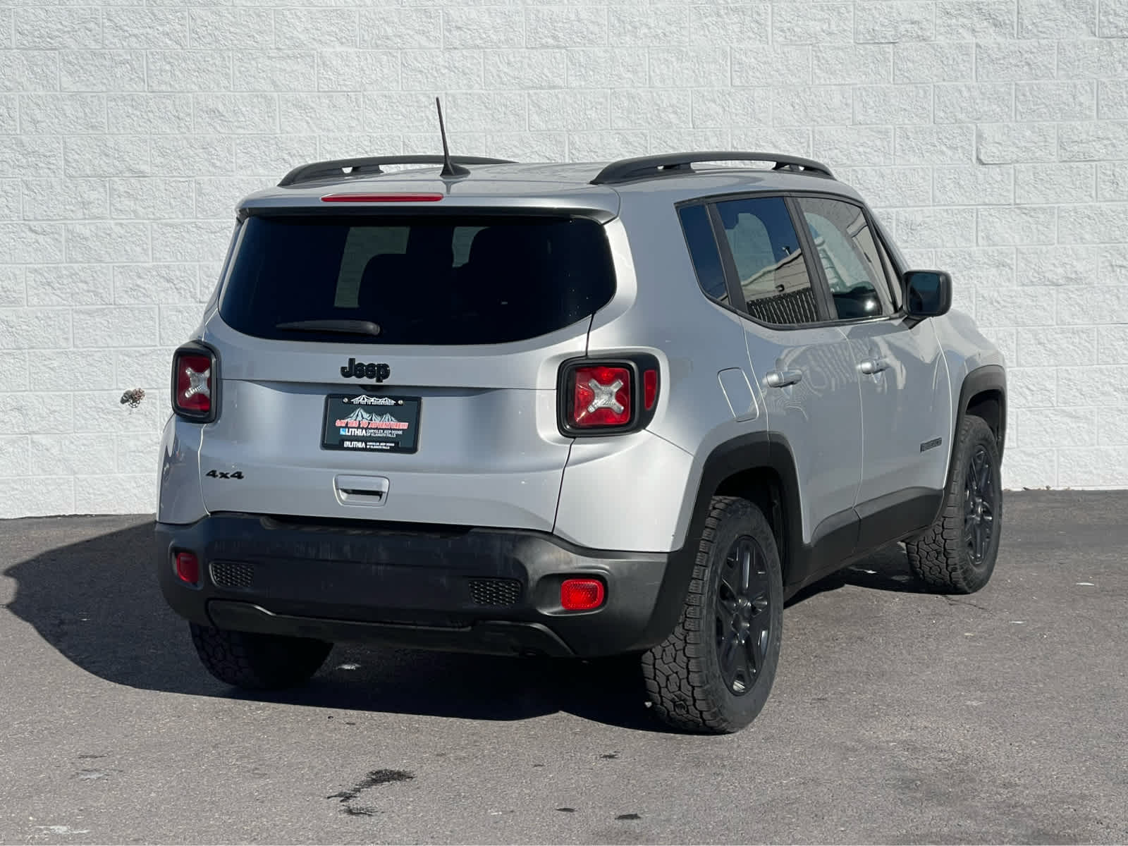 Thumbnail: 2021 Jeep Renegade - 7